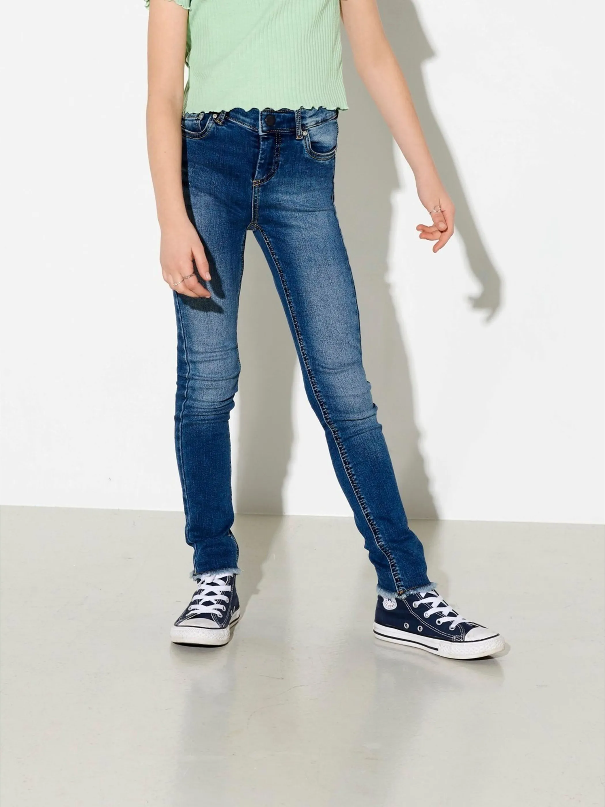 Kids Only 15173845 KONBLUSH SKINNY RAW J Blau 853944 179695 4