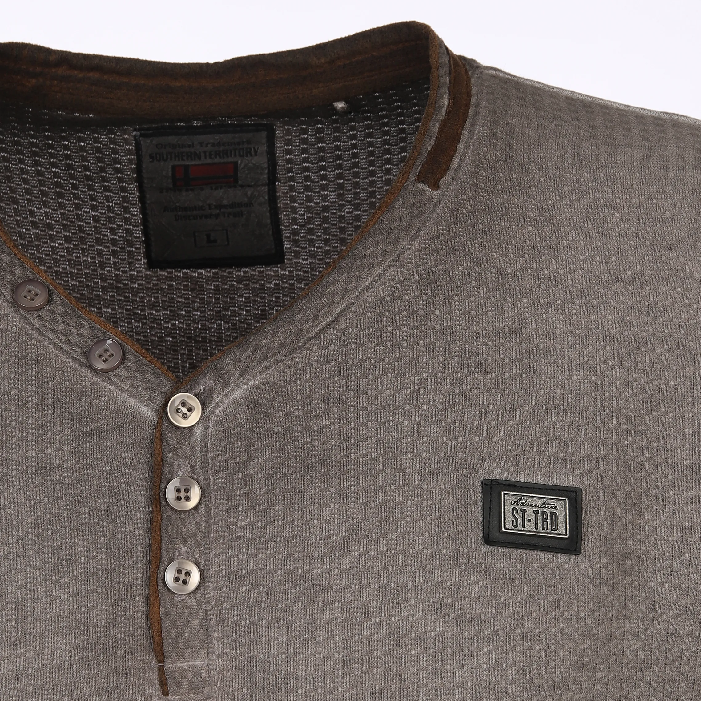 Southern Territory He. Henleyshirt 1/2 Arm suede 2in1 Silber 886498 STONE 3 Southern Territory He. Henleyshirt 1/2 Arm suede 2in1 Silber 886498 STONE 3