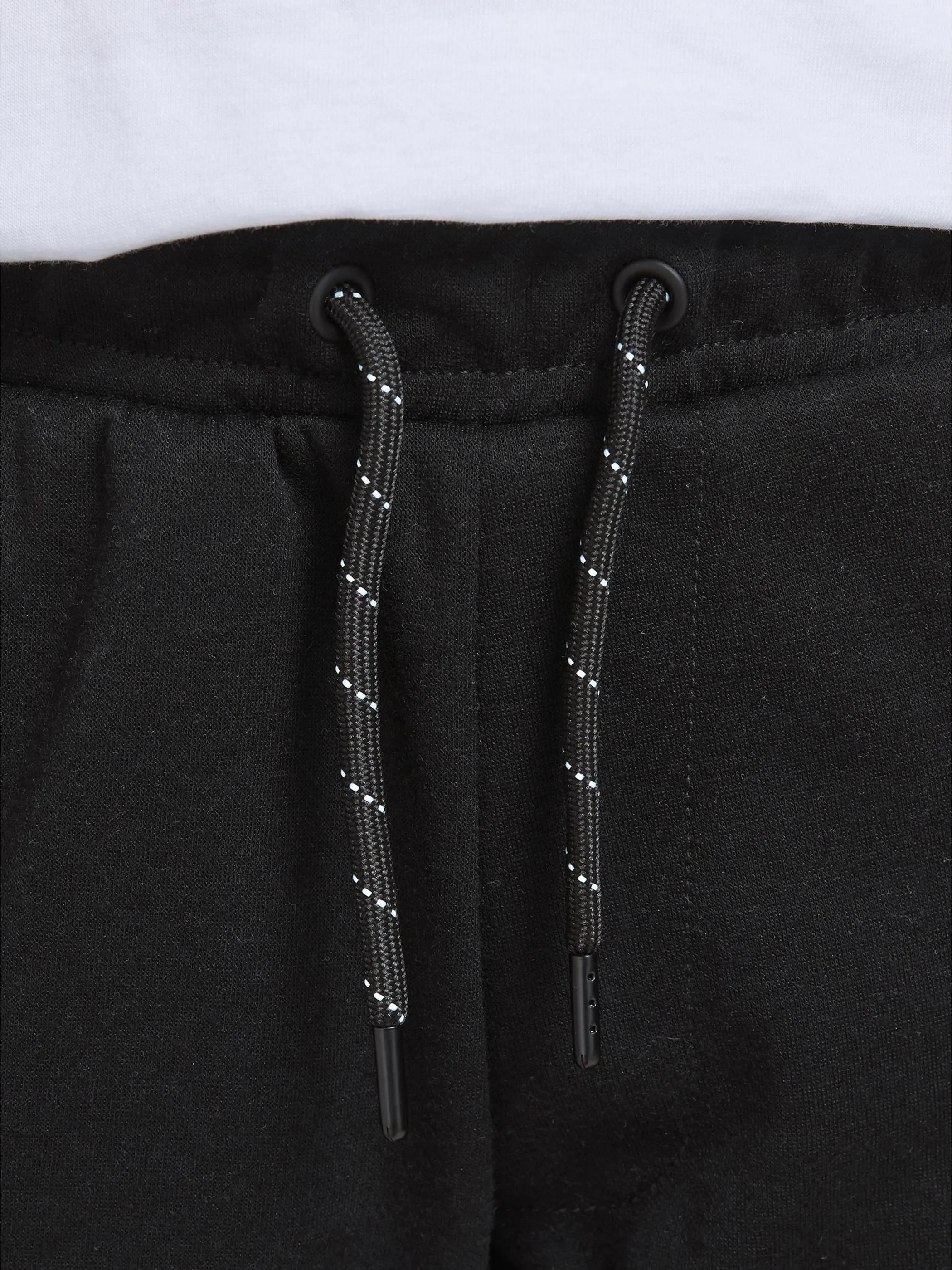 Jack&Jones Junior 12189855 JJIAIR SWEAT SHORTS N Schwarz 852245 178012 3 Jack&Jones Junior 12189855 JJIAIR SWEAT SHORTS N Schwarz 852245 178012 3