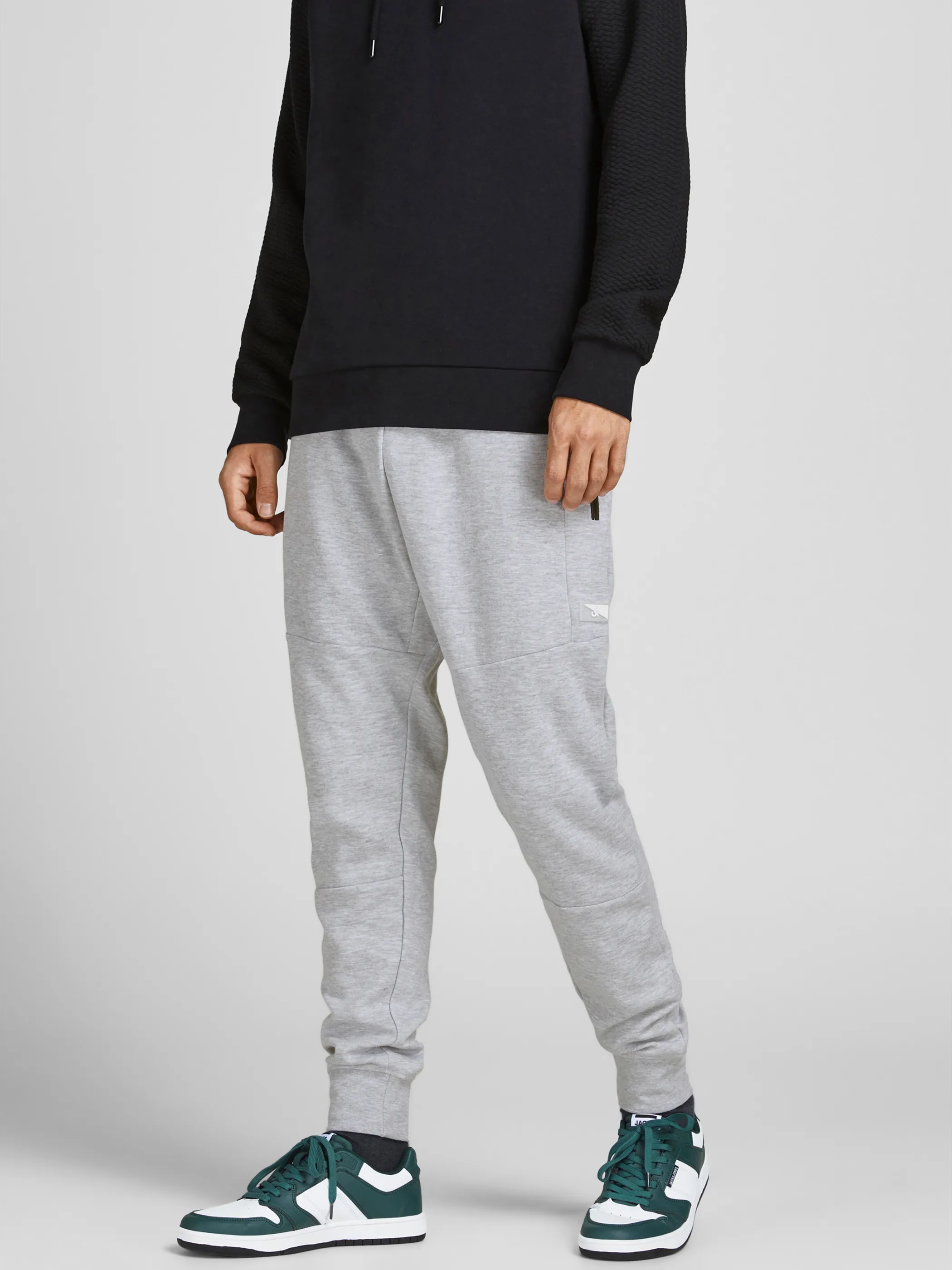 Jack Jones 12184970 JJIWILL JJAIR SWEAT P Grau 847457 179085 3