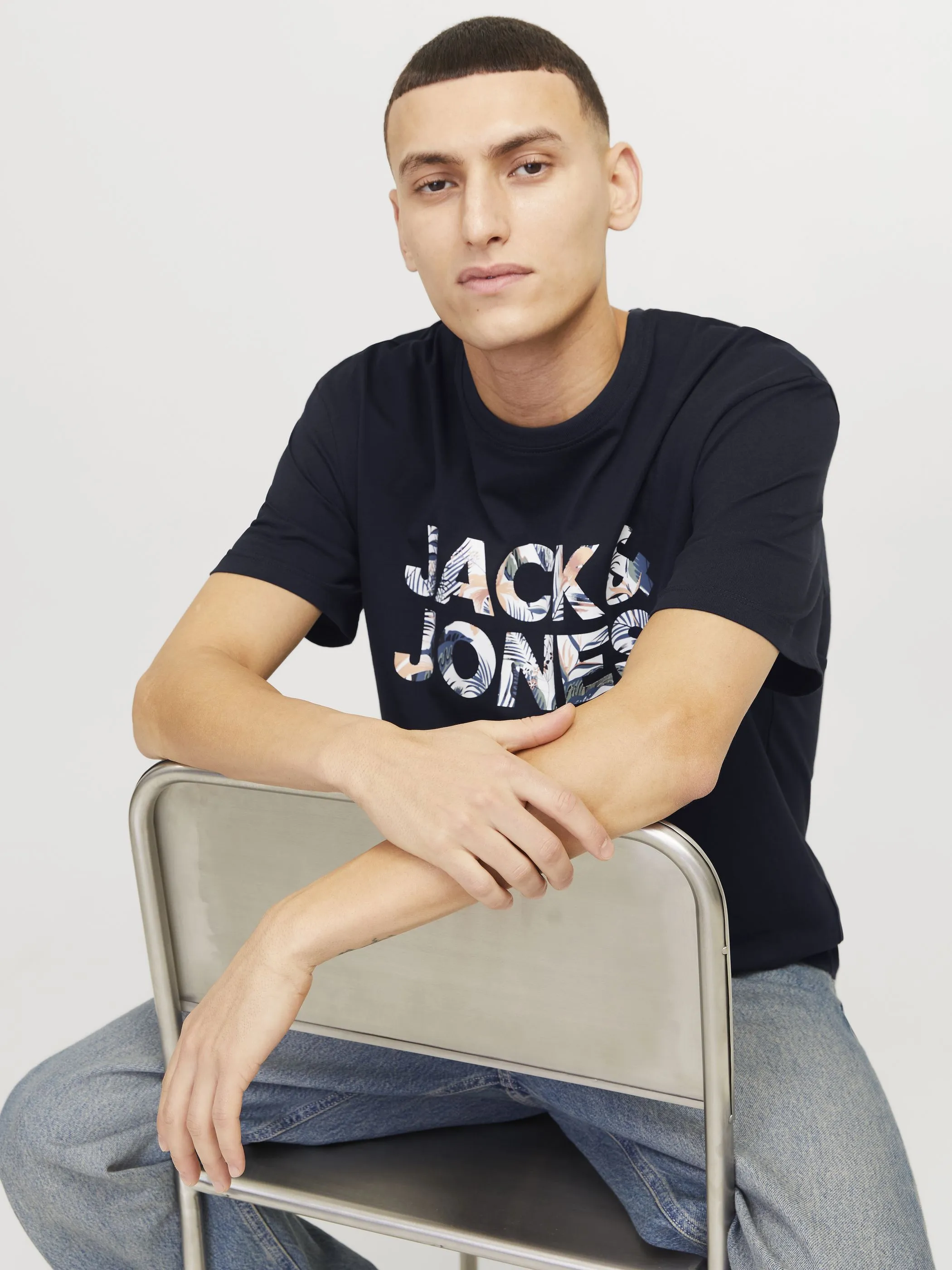 Jack Jones 12268127 JJEBRYAN CORP LOGO TE Schwarz 903404 175917