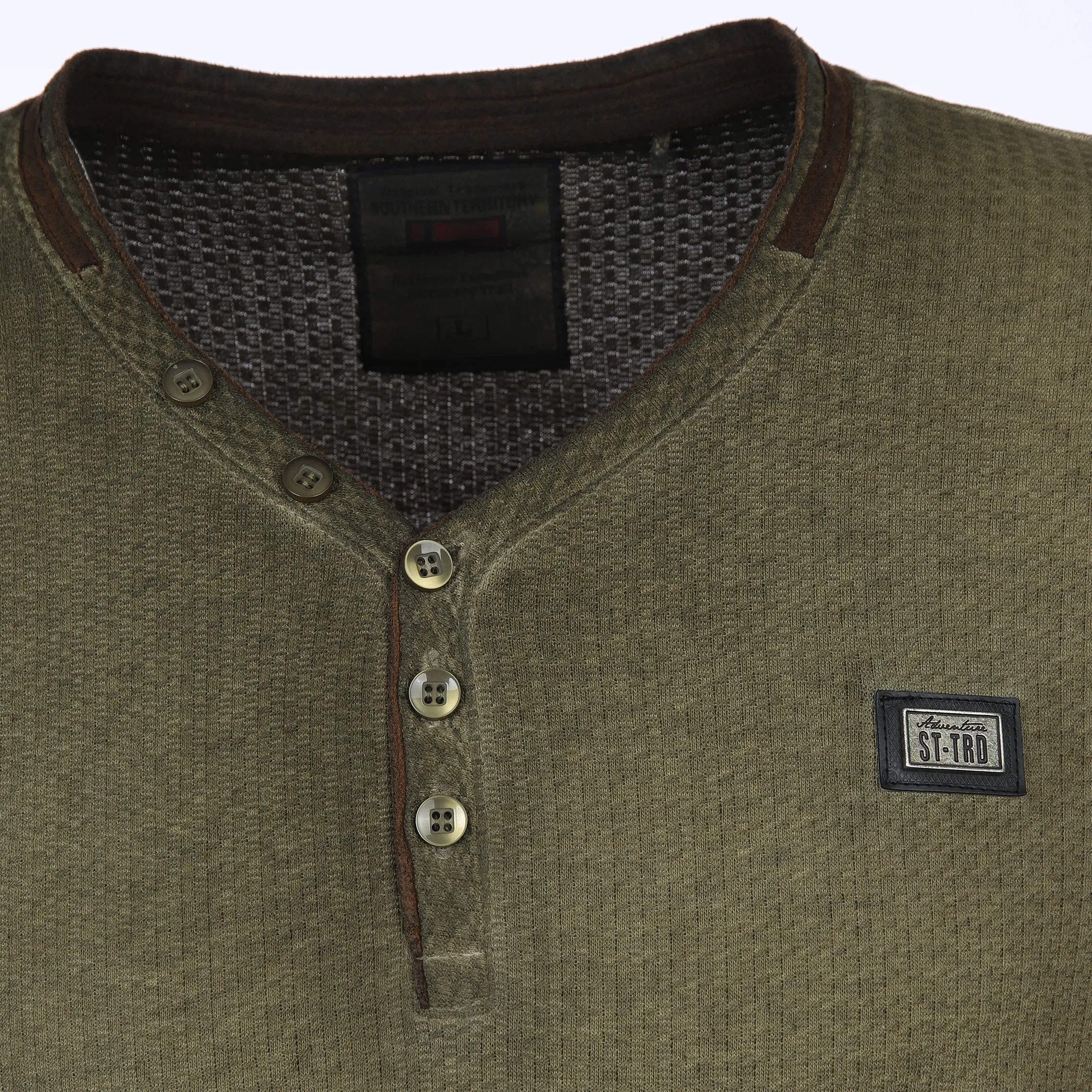 Southern Territory He. Henleyshirt 1/2 Arm suede 2in1 Oliv 886498 OLIVE 3 Southern Territory He. Henleyshirt 1/2 Arm suede 2in1 Oliv 886498 OLIVE 3