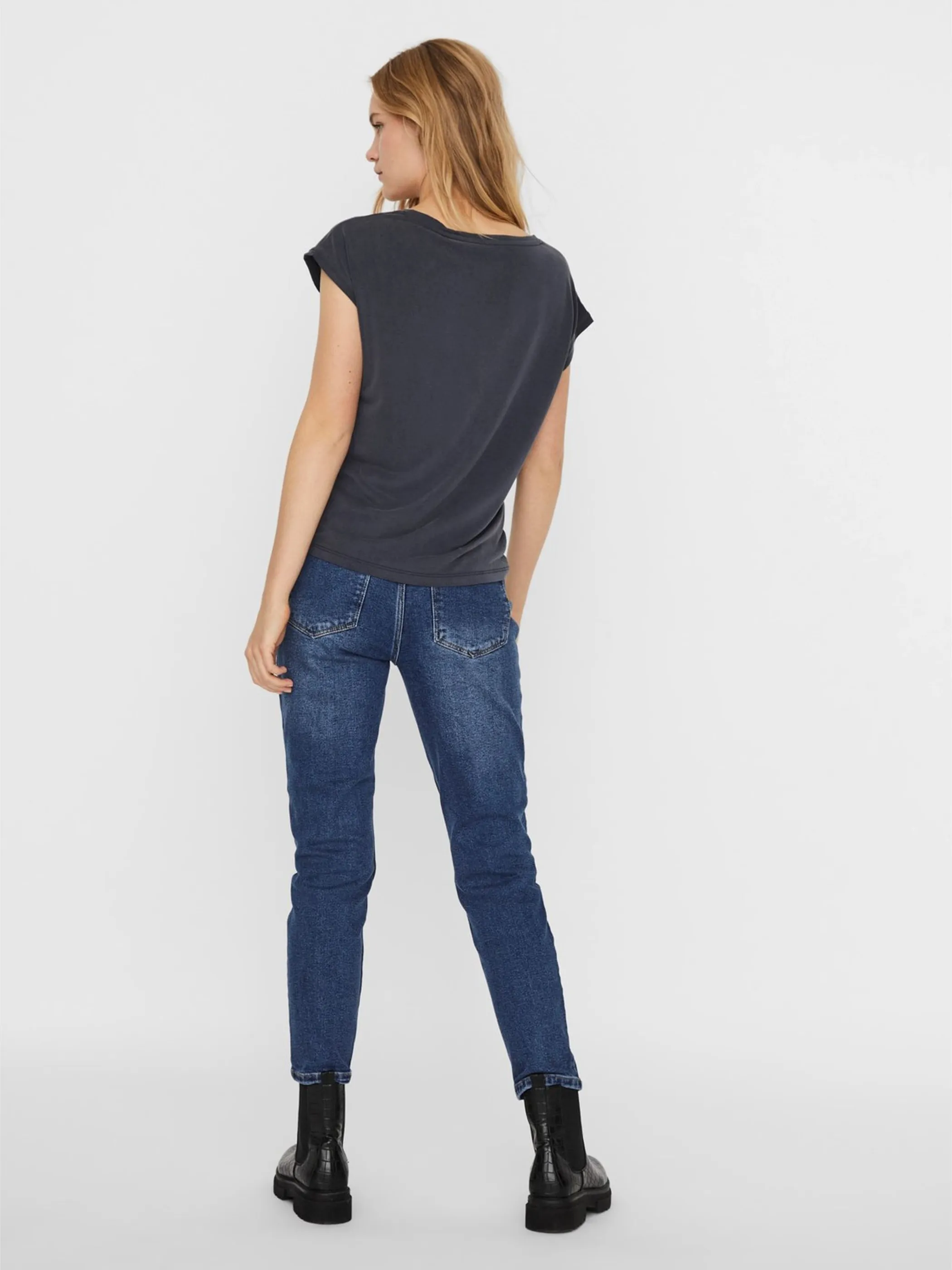 Vero Moda VMFILLI SS V-NECK TEE T-Shirt | 175605 | noSize | 852231-0175605