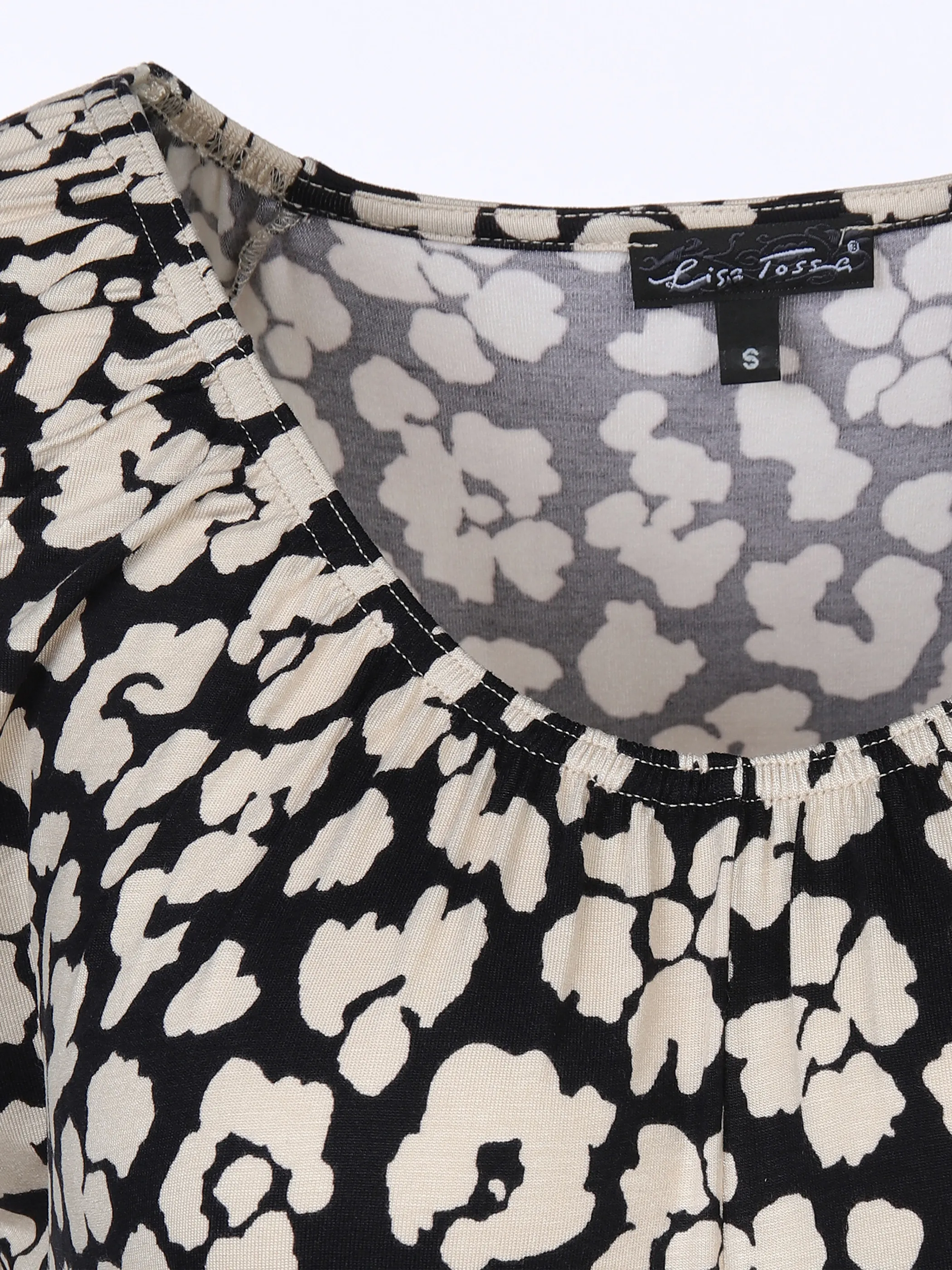 Lisa Tossa Da-Shirtkleid m. Alloverprint Beige 877767 SAND 3 Lisa Tossa Da-Shirtkleid m. Alloverprint Beige 877767 SAND 3