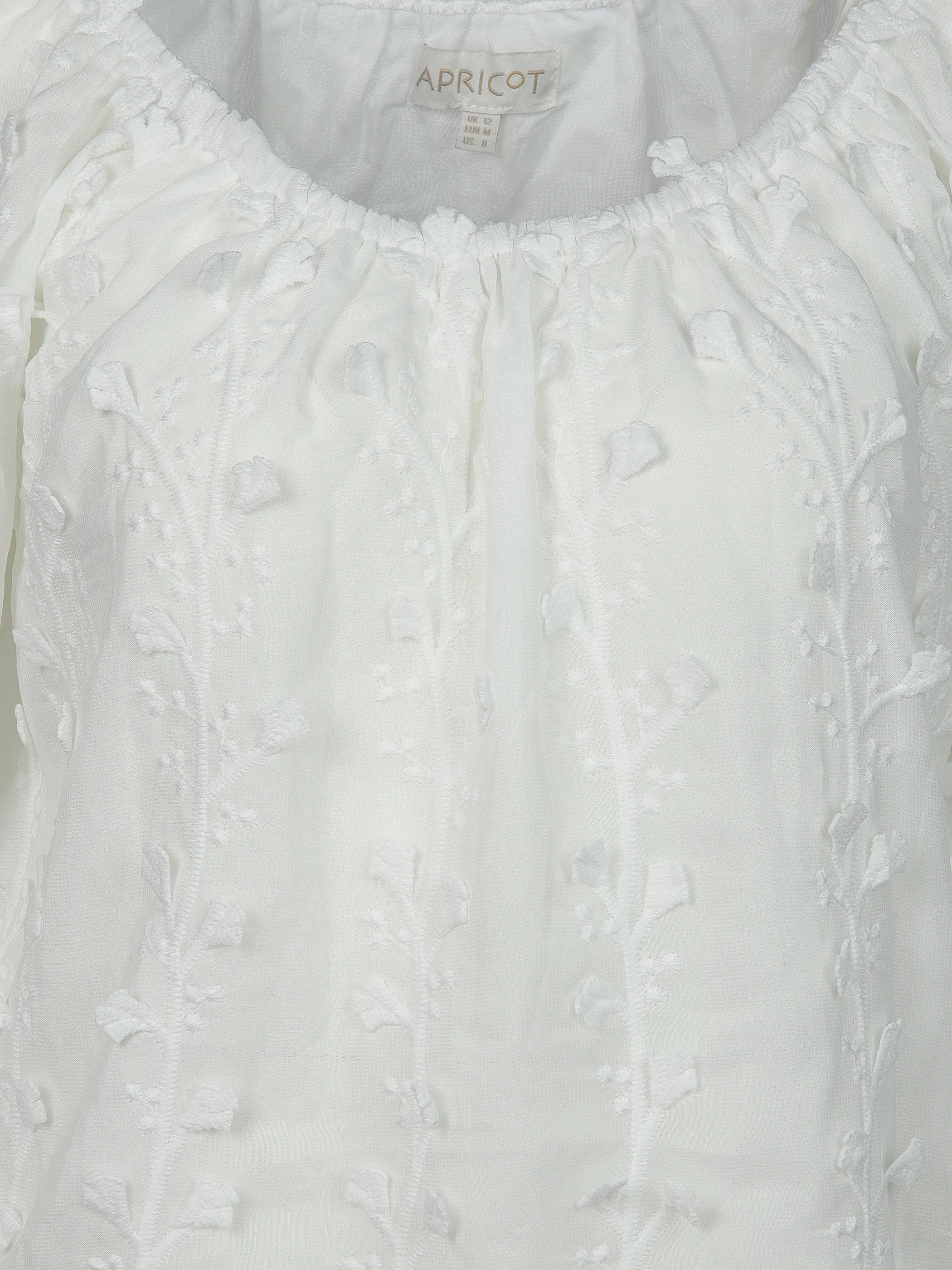 Apricot 414785 Apricot Floral Vine Bel Beige 899623 CRM 3