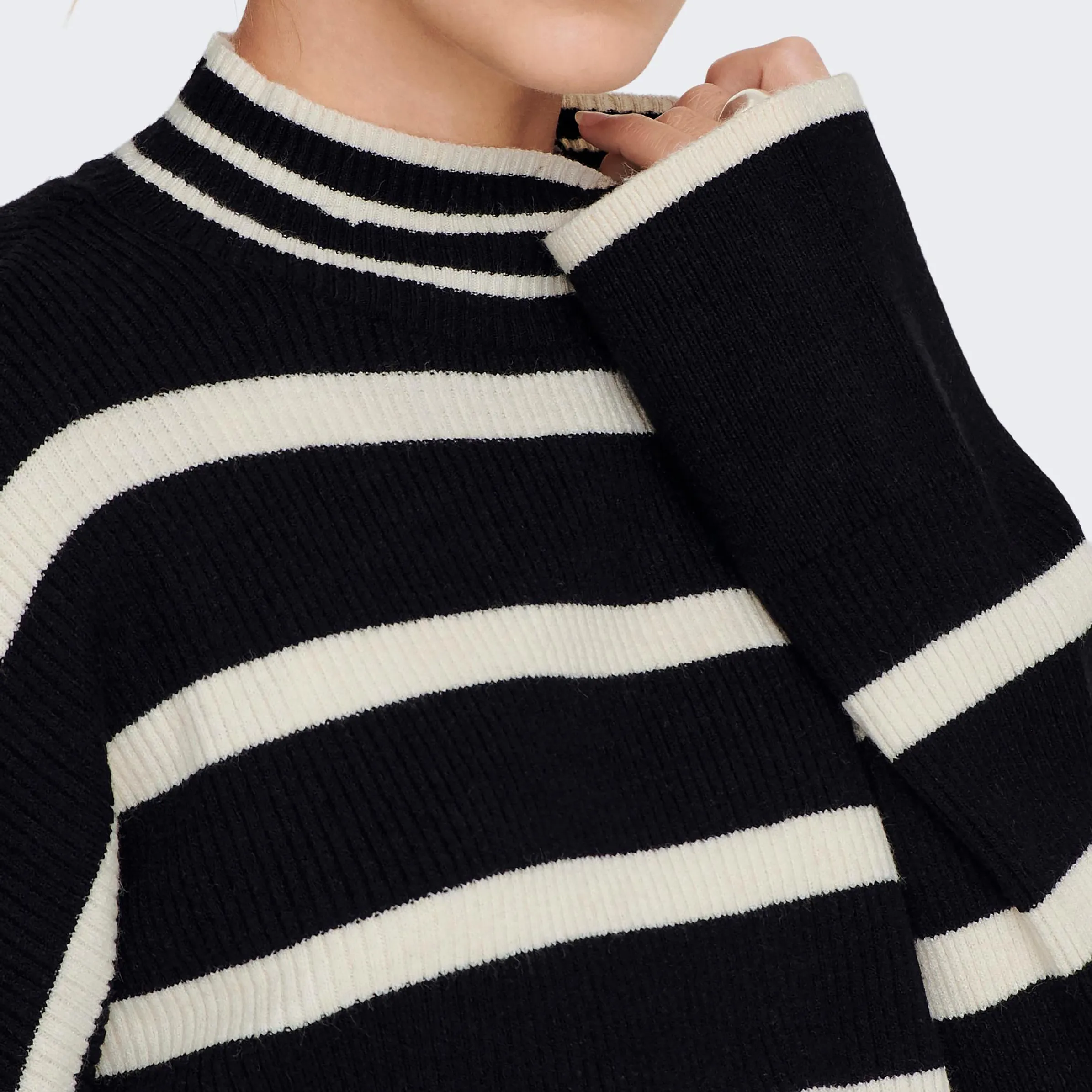 Only 15259096 ONLIBI L/S HIGHNECK P Schwarz 881738 177911001 3 Only 15259096 ONLIBI L/S HIGHNECK P Schwarz 881738 177911001 3