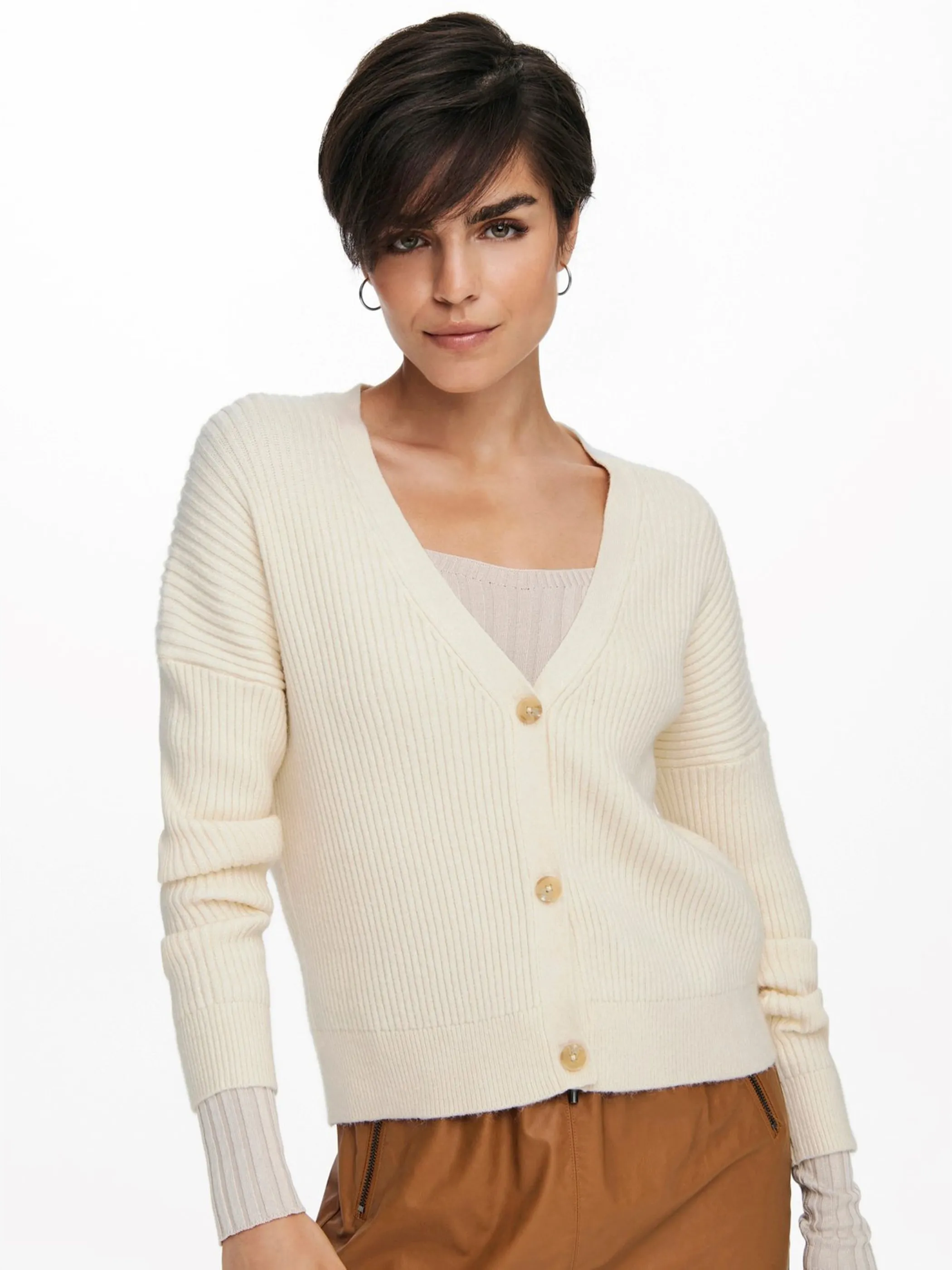 Only 15231266 ONLKATIA L/S SHORT CA Weiß 855059 196844001 5 Only 15231266 ONLKATIA L/S SHORT CA Weiß 855059 196844001 5