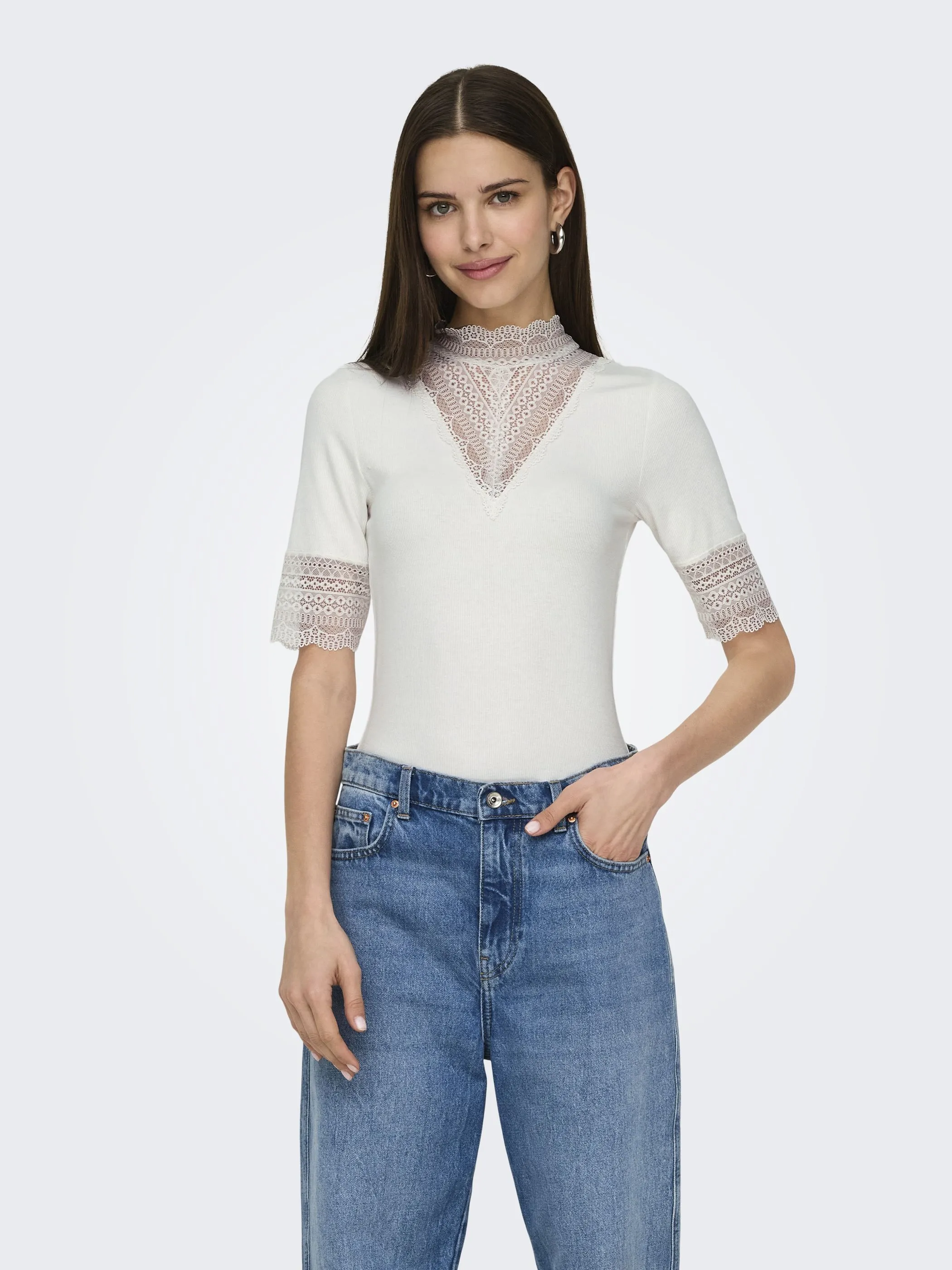 Only 15335353 ONLTILDE HIGHNECK S/S Weiß 906663 177922