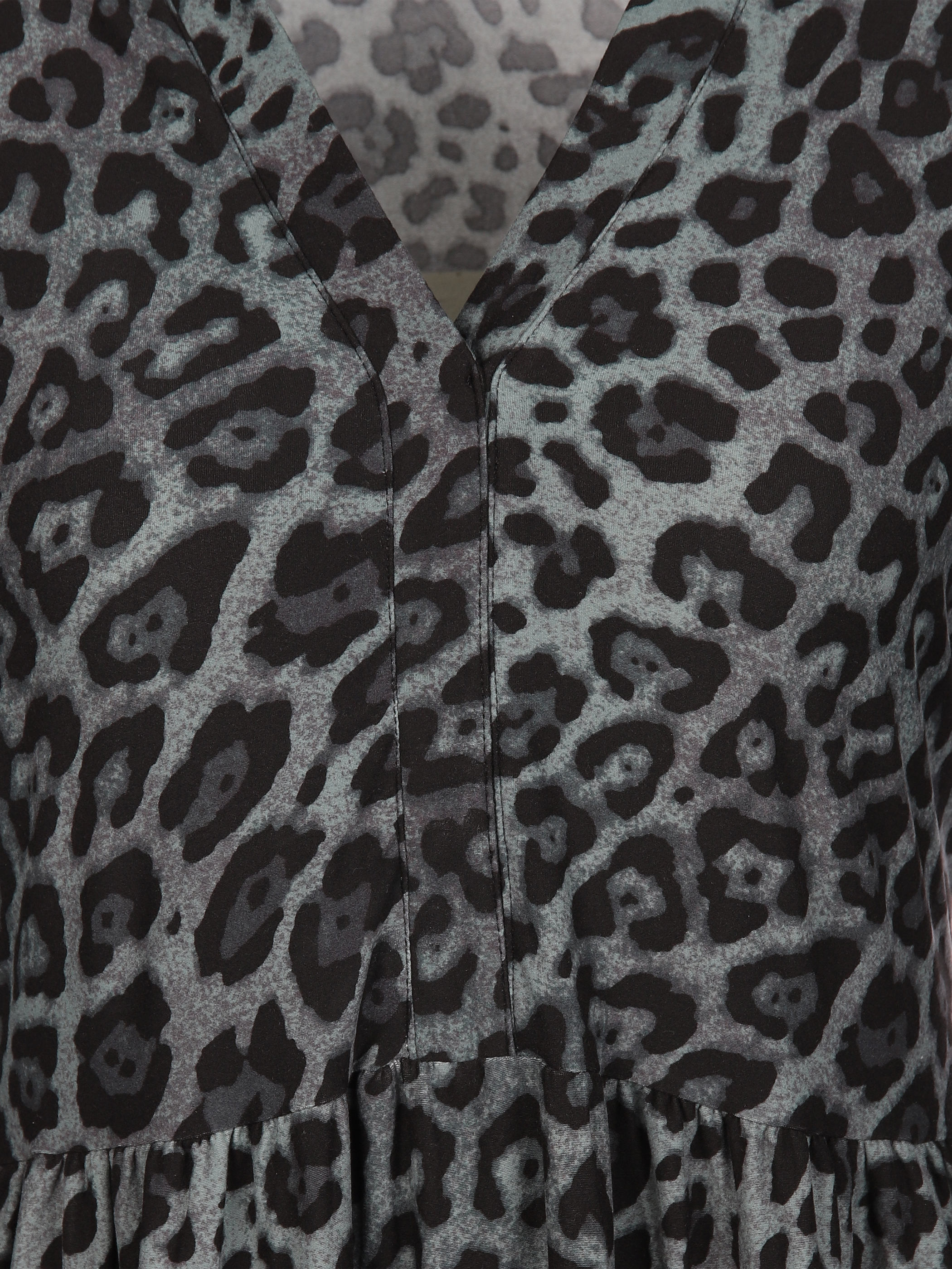 Damen Kleid im Leoprint