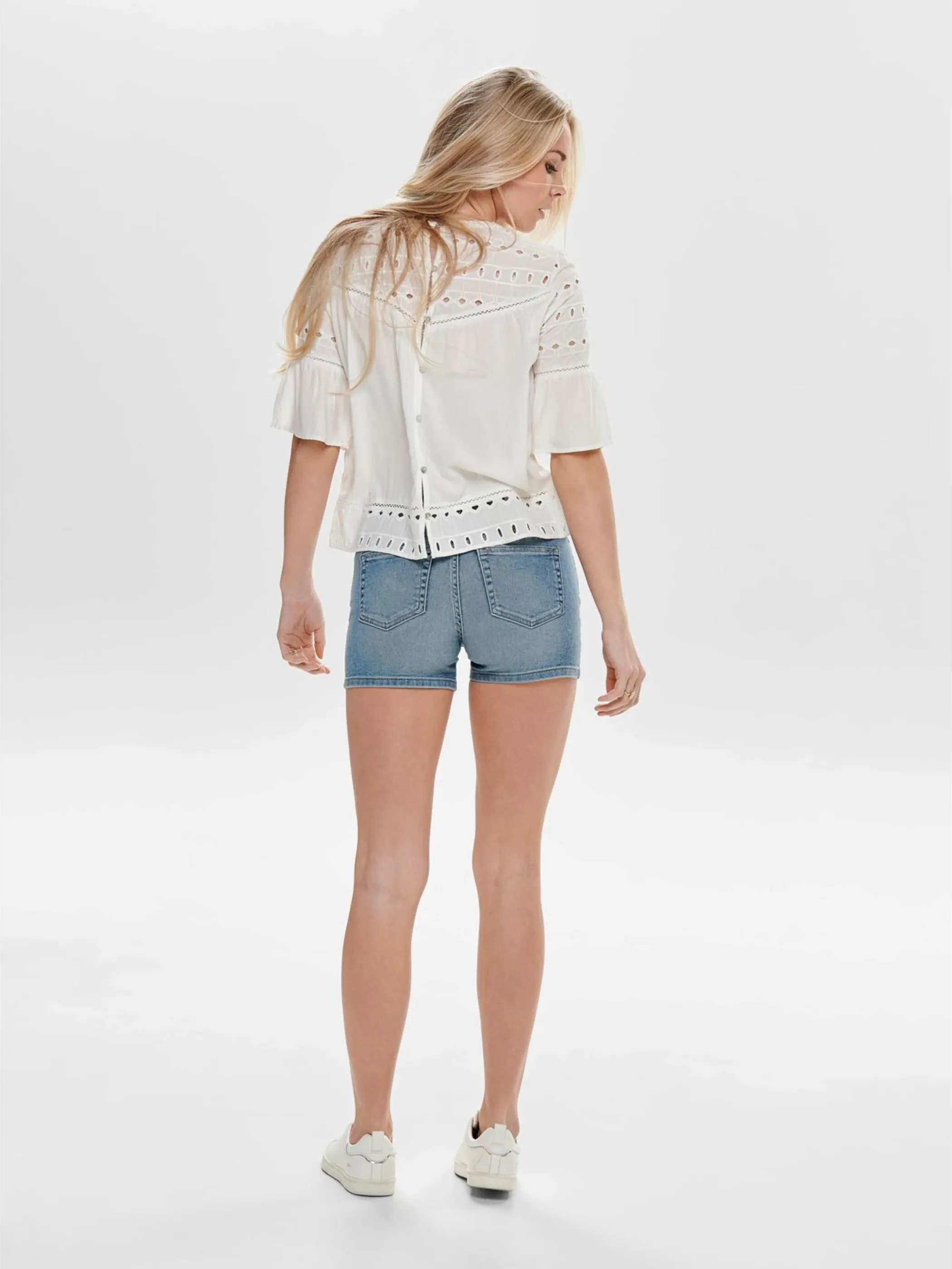 Only 15176922 ONLIRINA EMB ANGLAISE Weiß 846494 177922 4 Only 15176922 ONLIRINA EMB ANGLAISE Weiß 846494 177922 4