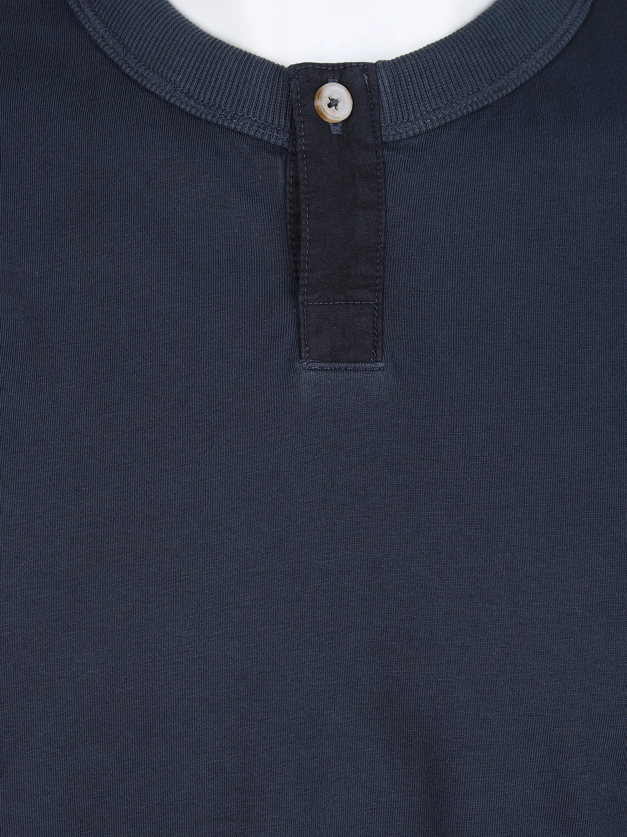 Tom Tailor 1031642 naturally dyed henley Blau 865764 10668 3 Tom Tailor 1031642 naturally dyed henley Blau 865764 10668 3