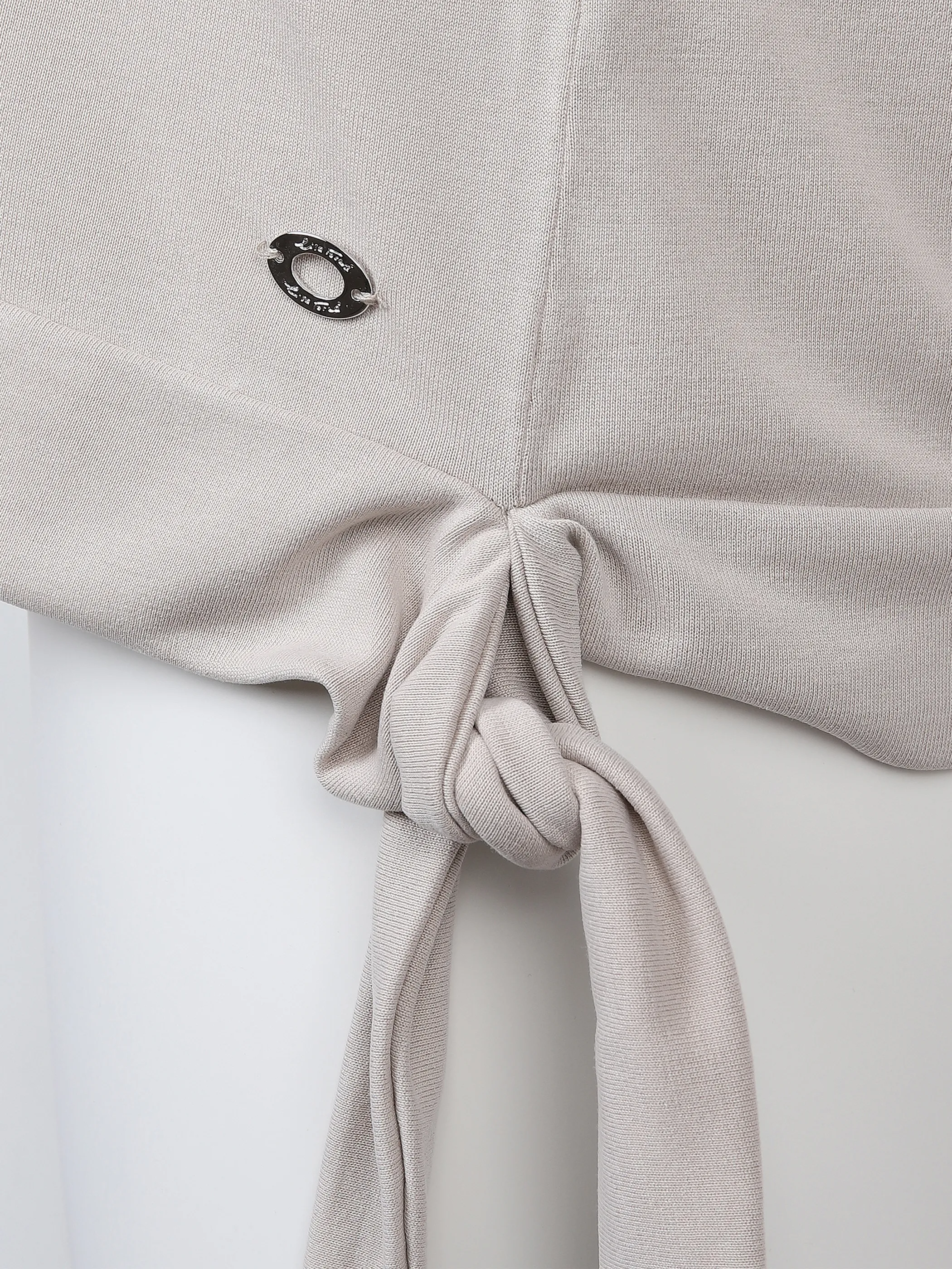 Lisa Tossa Da-Halbarm-Shirt m.Bindebandde Grau 864661 TAUPE 3 Lisa Tossa Da-Halbarm-Shirt m.Bindebandde Grau 864661 TAUPE 3