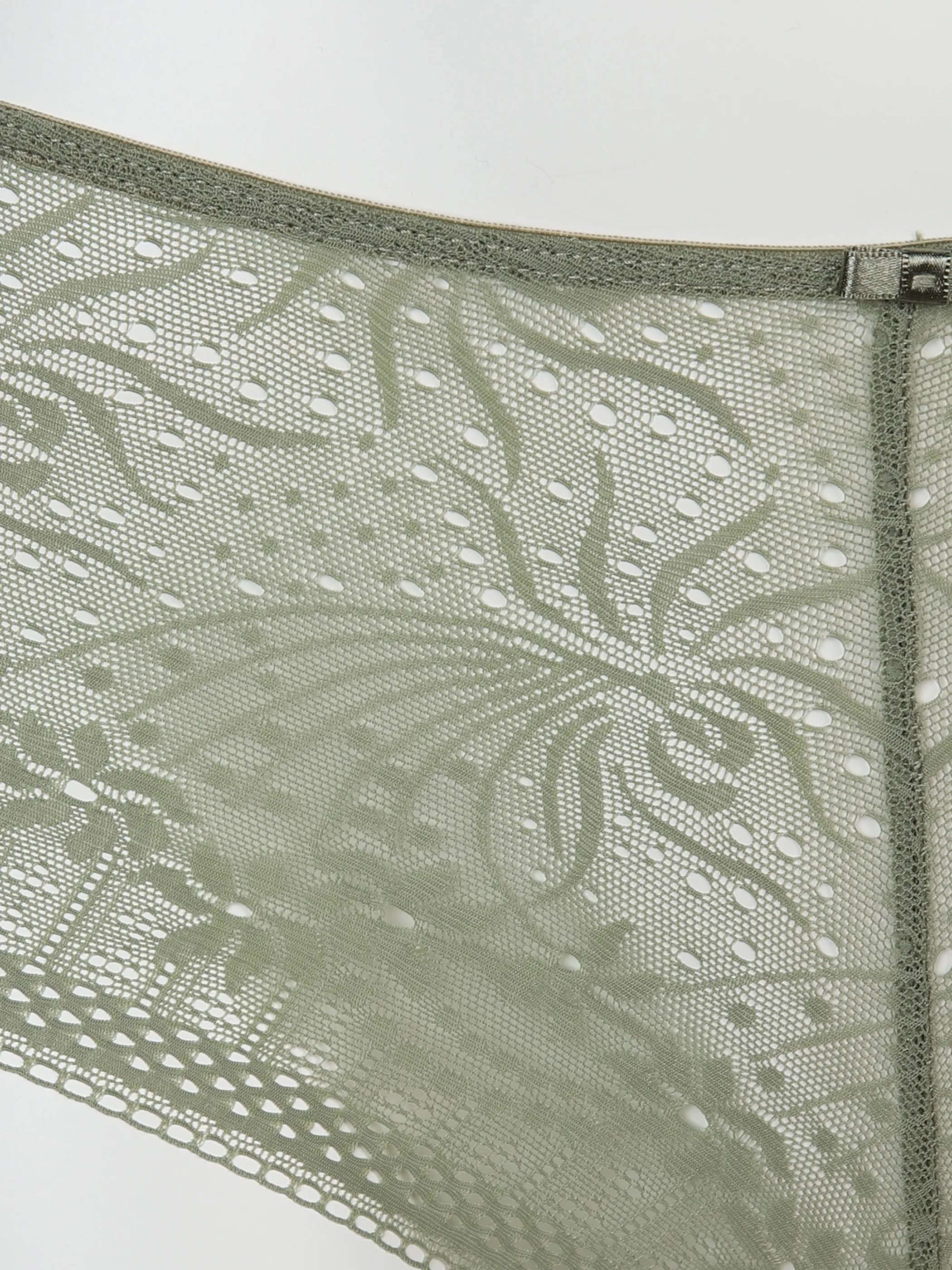 Sure Da Panty mit Spitze Grün 873756 OLIVE/KHAI 3 Sure Da Panty mit Spitze Grün 873756 OLIVE/KHAI 3