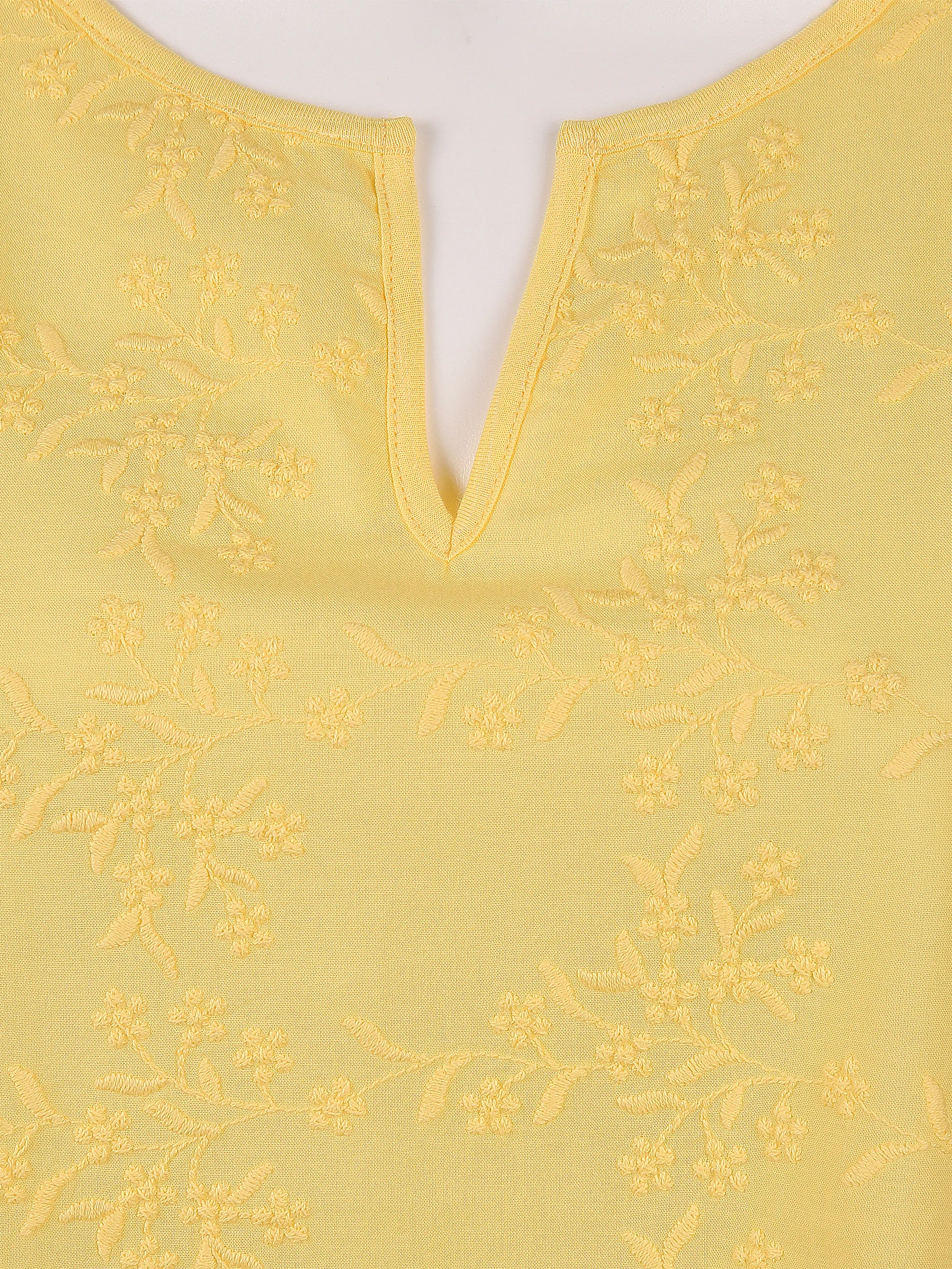 Lisa Tossa Da-Shirt mit Stickerei Gelb 812026 SUN YELLOW 3