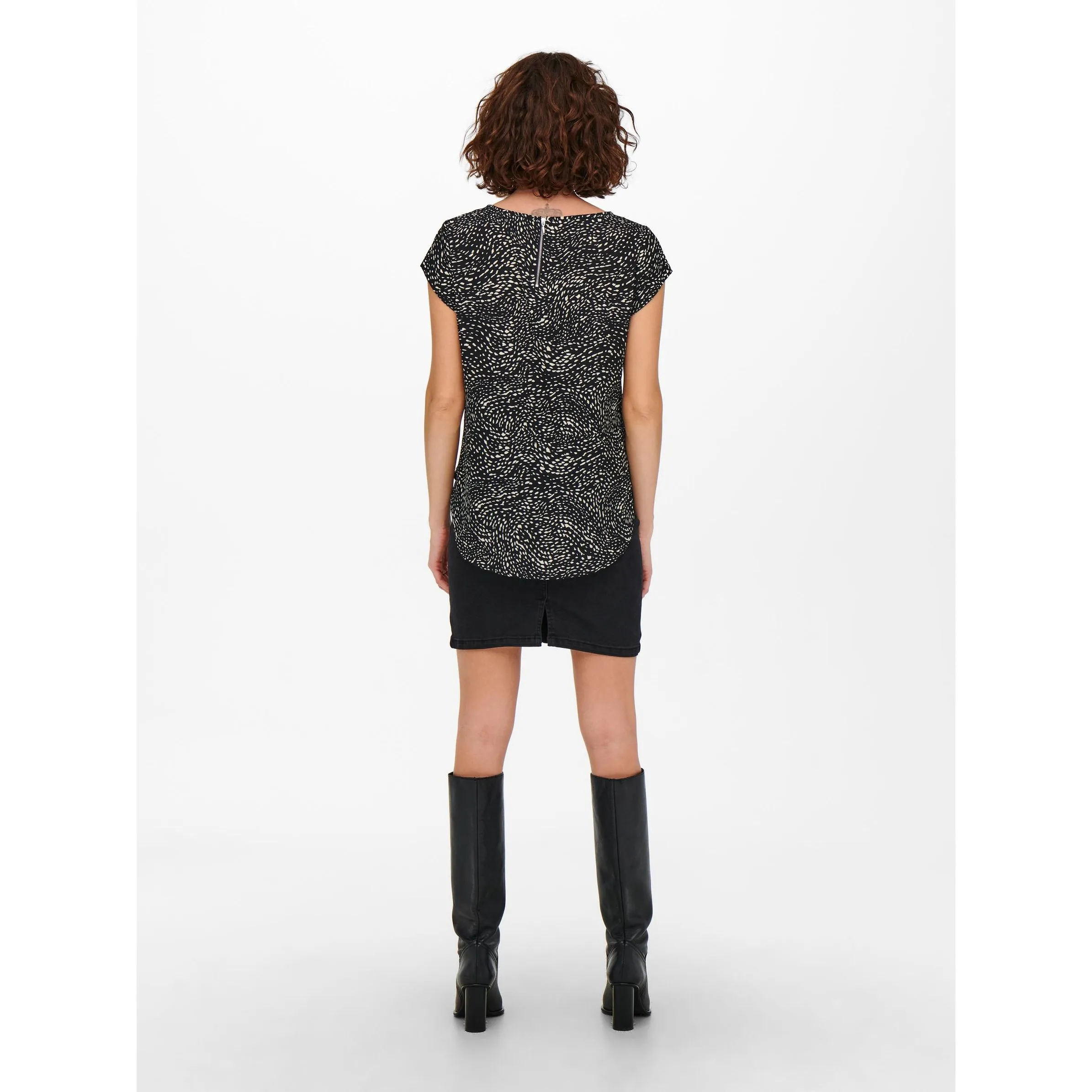 Only 15161116 onlVIC SS AOP TOP NOO Schwarz 806232 177911113 5