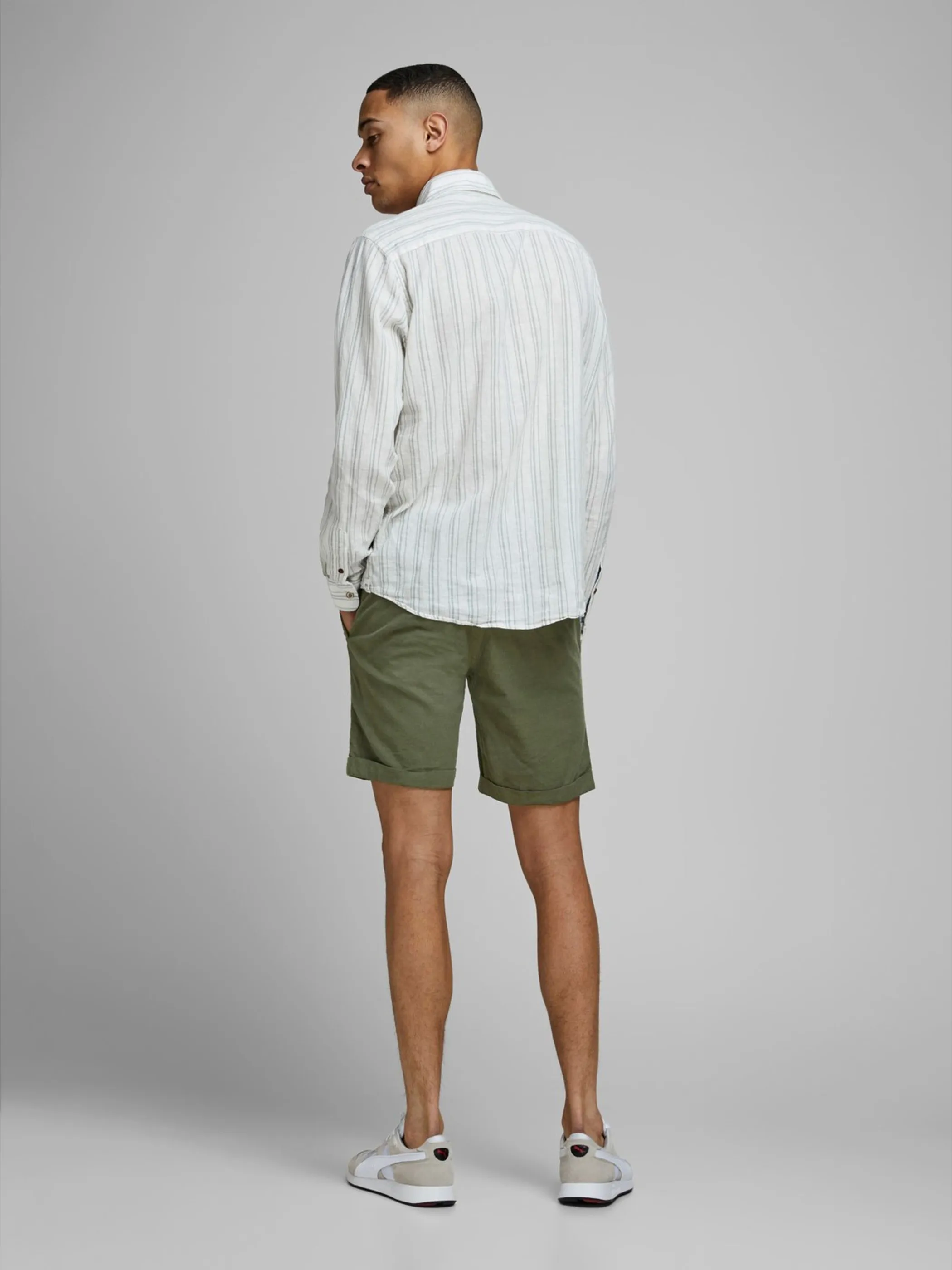 Jack Jones 12172143 JJILINEN JJCHINO SHOR Grün 833608 176065 5 Jack Jones 12172143 JJILINEN JJCHINO SHOR Grün 833608 176065 5