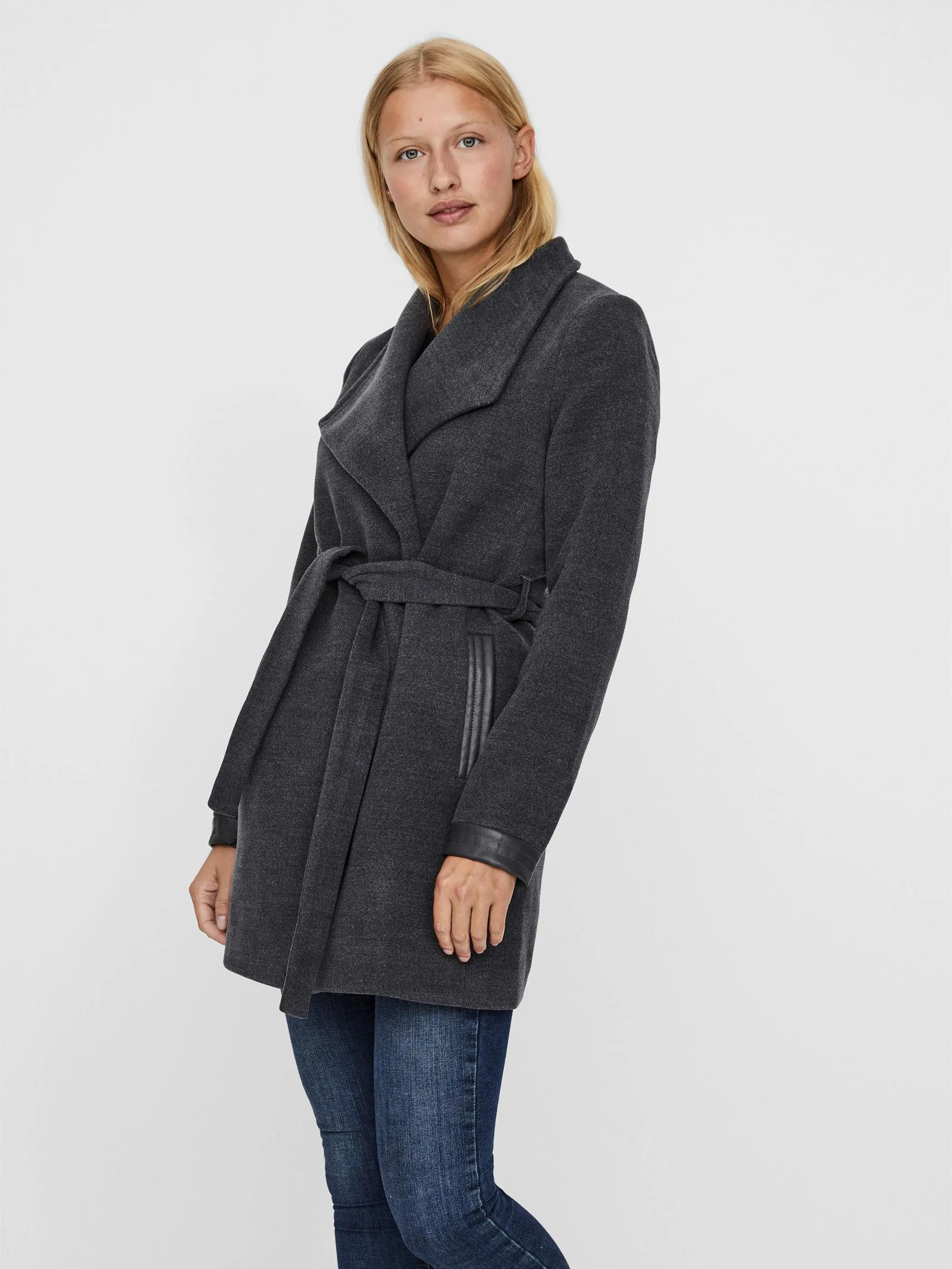 Vero Moda 10230680 VMCALASISSEL 3/4 JACK Grau 854400 178996 4 Vero Moda 10230680 VMCALASISSEL 3/4 JACK Grau 854400 178996 4