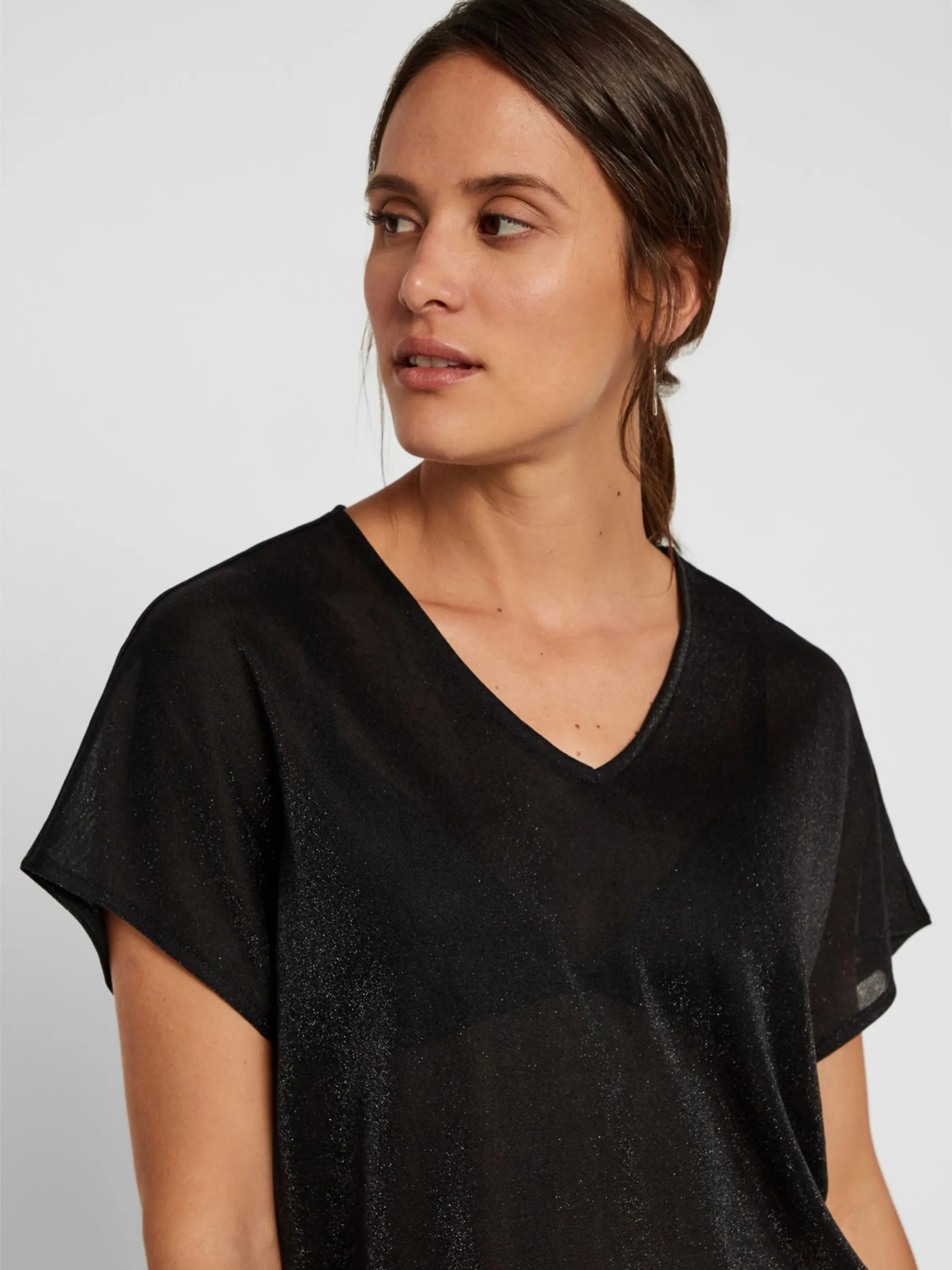 Vero Moda 10221623 VMDENISE SS V-NECK TO Schwarz 824706 177868001 4 Vero Moda 10221623 VMDENISE SS V-NECK TO Schwarz 824706 177868001 4