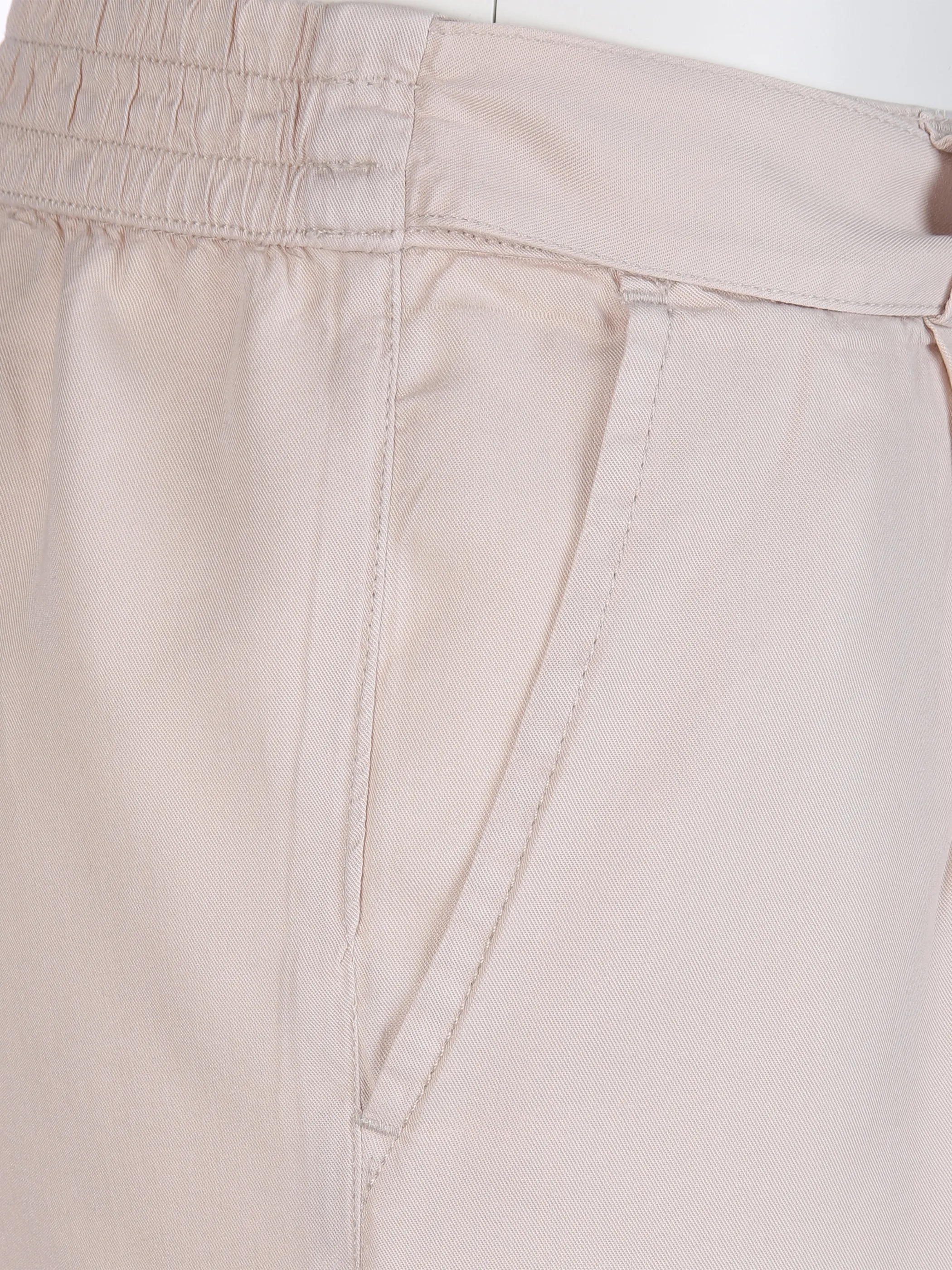 Lisa Tossa Da-Short m. elastischem Bund Grau 865611 TAUPE 3 Lisa Tossa Da-Short m. elastischem Bund Grau 865611 TAUPE 3