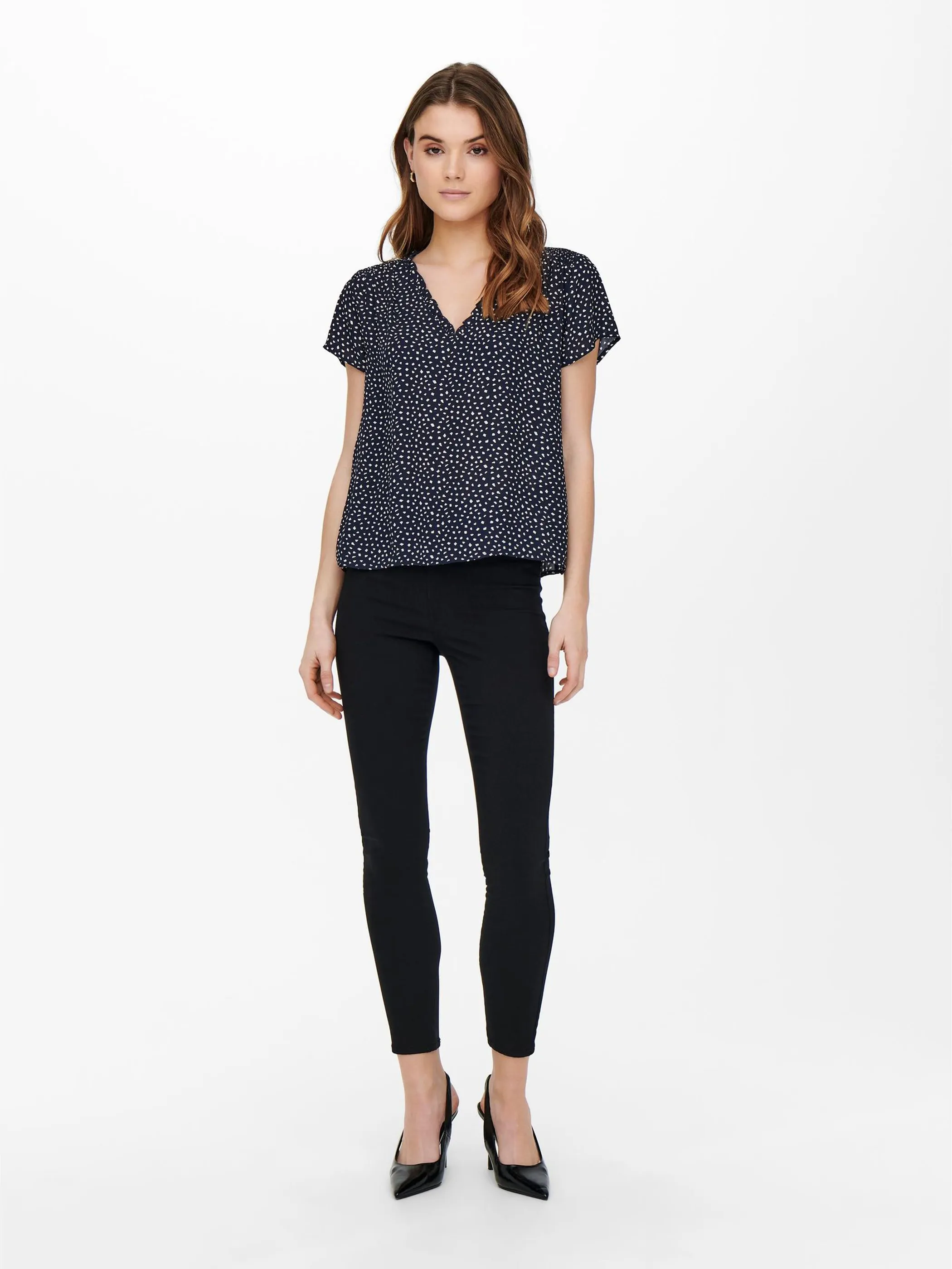 Only 15251512 ONLSONJA LIFE S/S V-N Blau 860305 194962001 4 Only 15251512 ONLSONJA LIFE S/S V-N Blau 860305 194962001 4