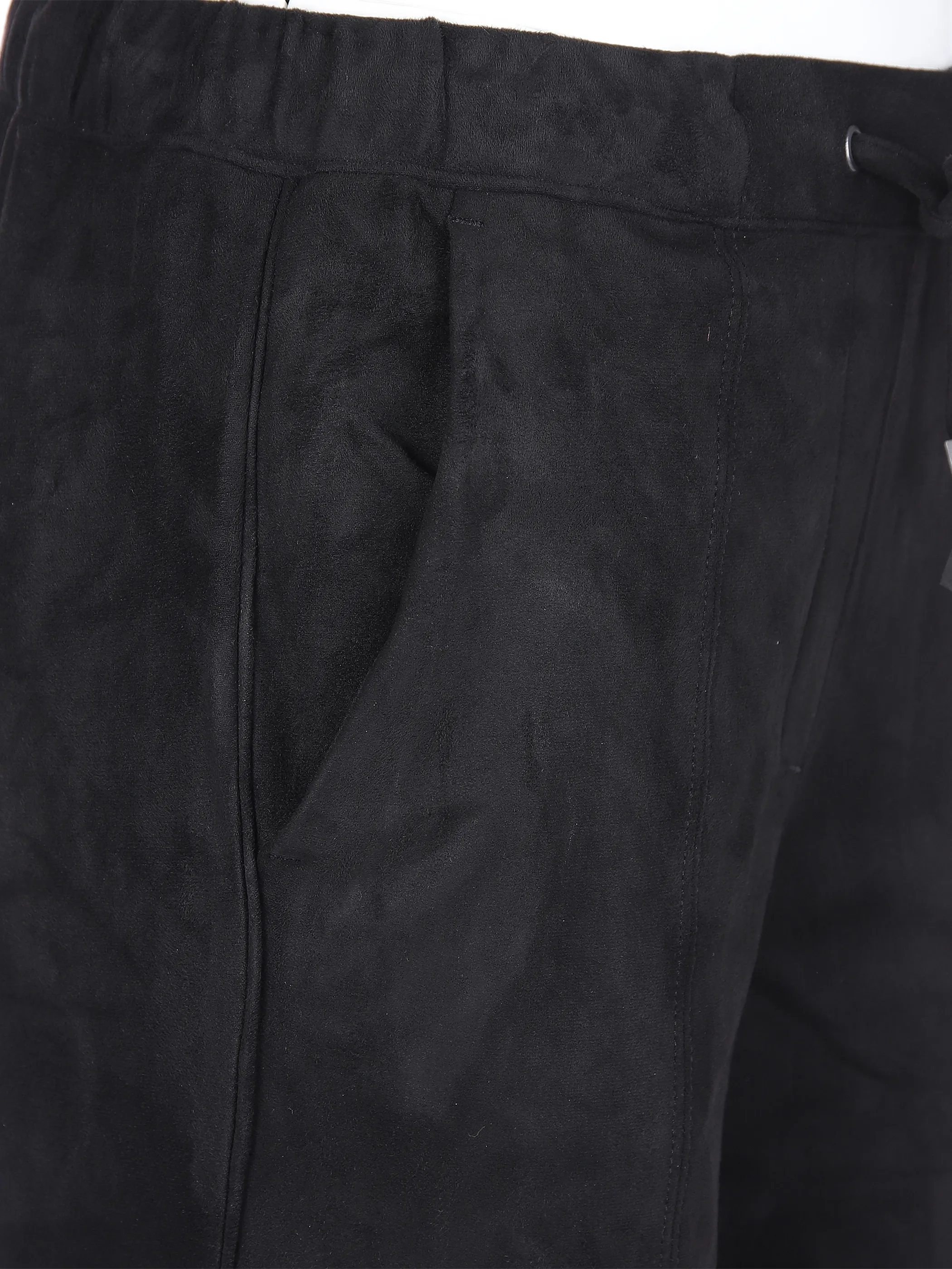 Esprit 091EE1B327 PER Jogger Pull Schwarz 855925 E001 3 Esprit 091EE1B327 PER Jogger Pull Schwarz 855925 E001 3
