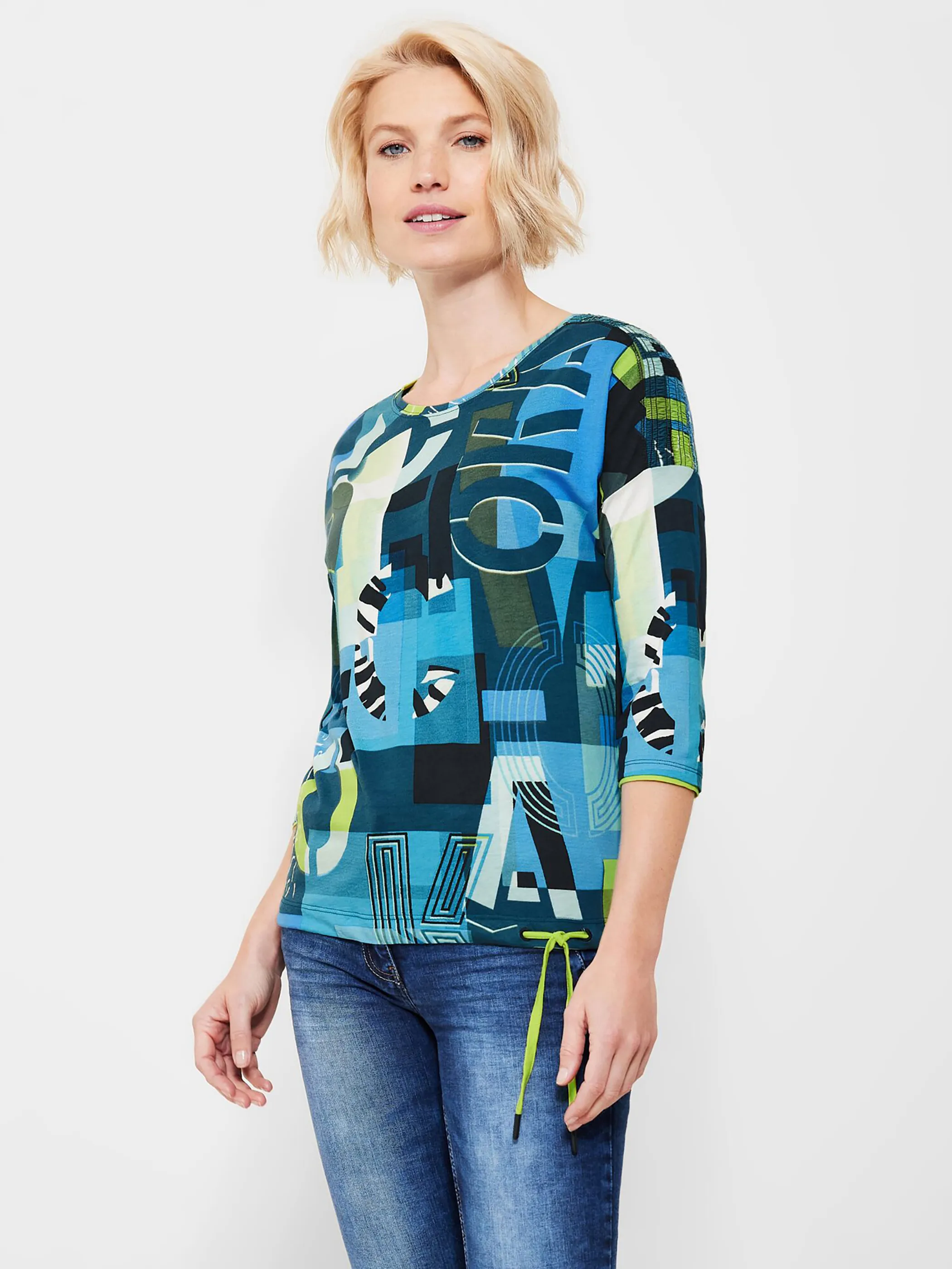 Cecil B319381 TOS Wording AOP Smock Shirt Blau 880835 34744 4 Cecil B319381 TOS Wording AOP Smock Shirt Blau 880835 34744 4