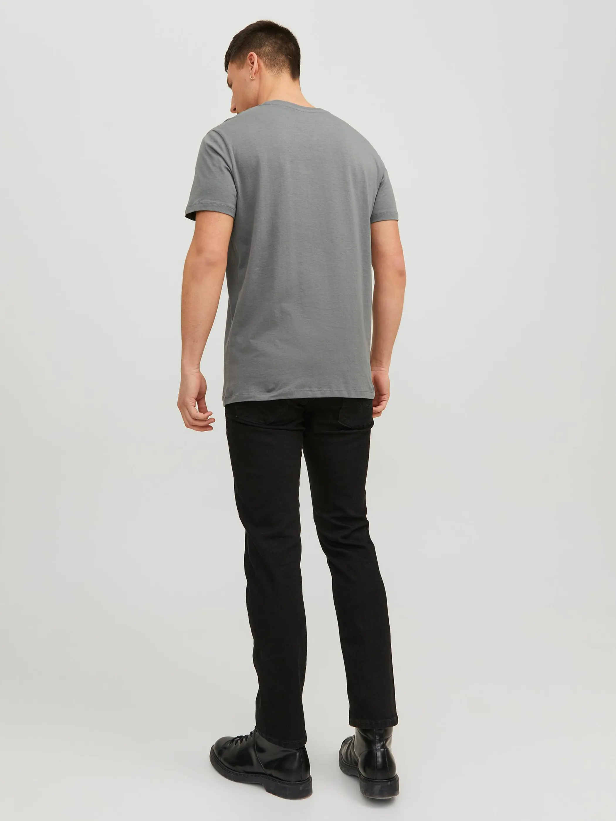 Jack Jones 12232972 JJEJEANS TEE SS O-NEC Grau 878878 176674 2 Jack Jones 12232972 JJEJEANS TEE SS O-NEC Grau 878878 176674 2