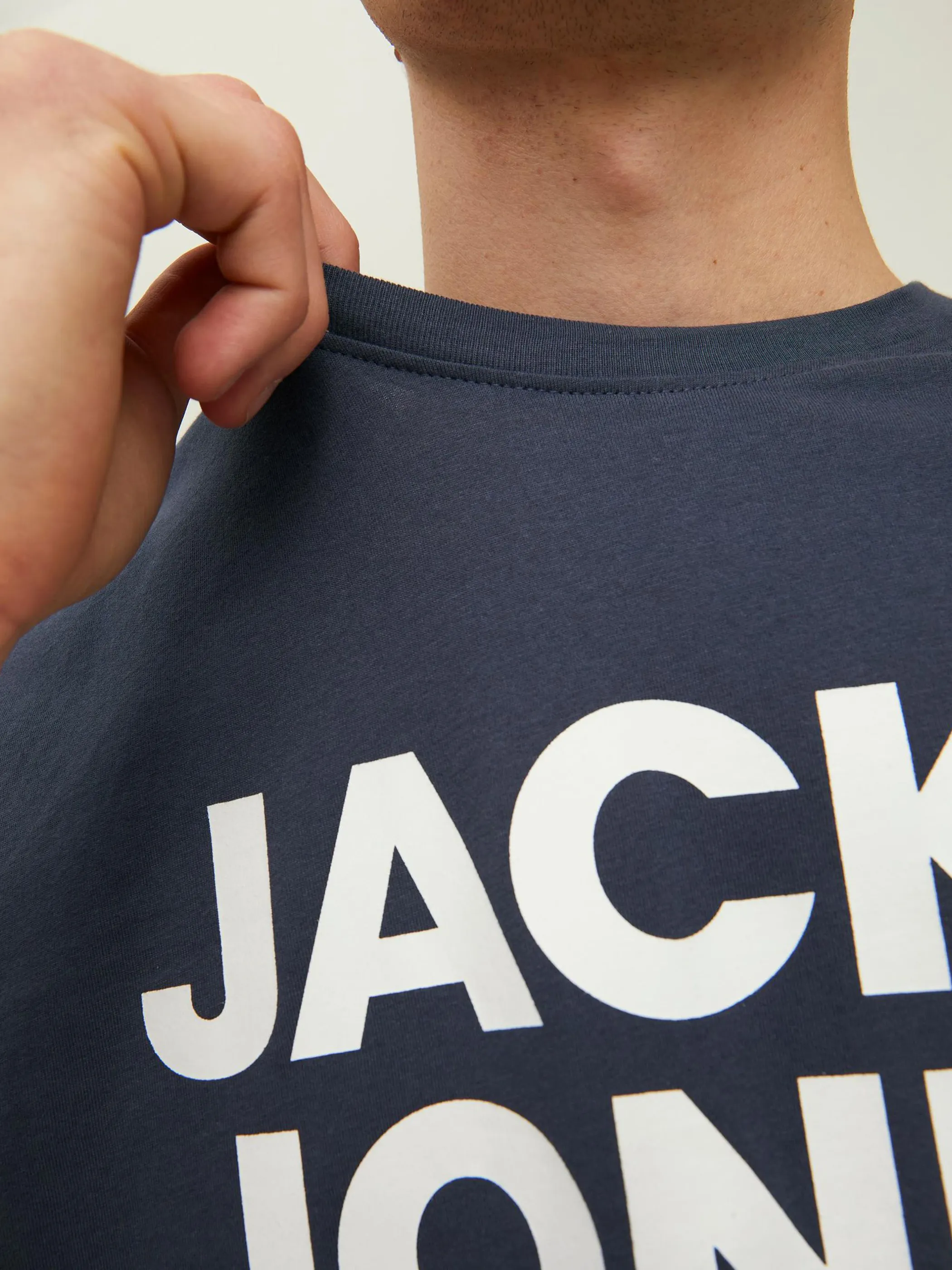 Jack Jones 12151955 JJECORP LOGO TEE SS O Blau 825562 175884011 4 Jack Jones 12151955 JJECORP LOGO TEE SS O Blau 825562 175884011 4
