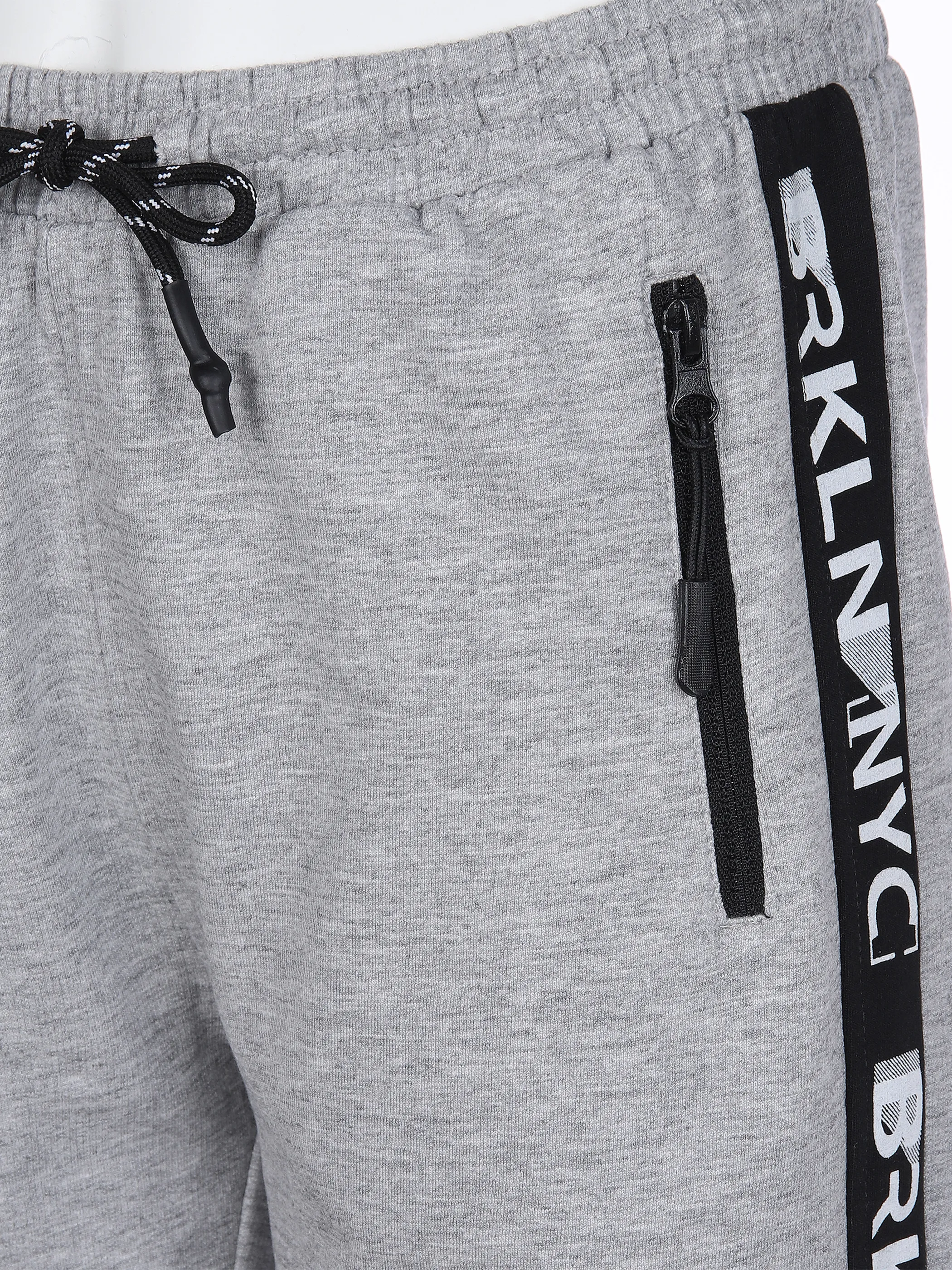 Stop + Go Kn-Sweatshorts Grau 862687 2 3 Stop + Go Kn-Sweatshorts Grau 862687 2 3