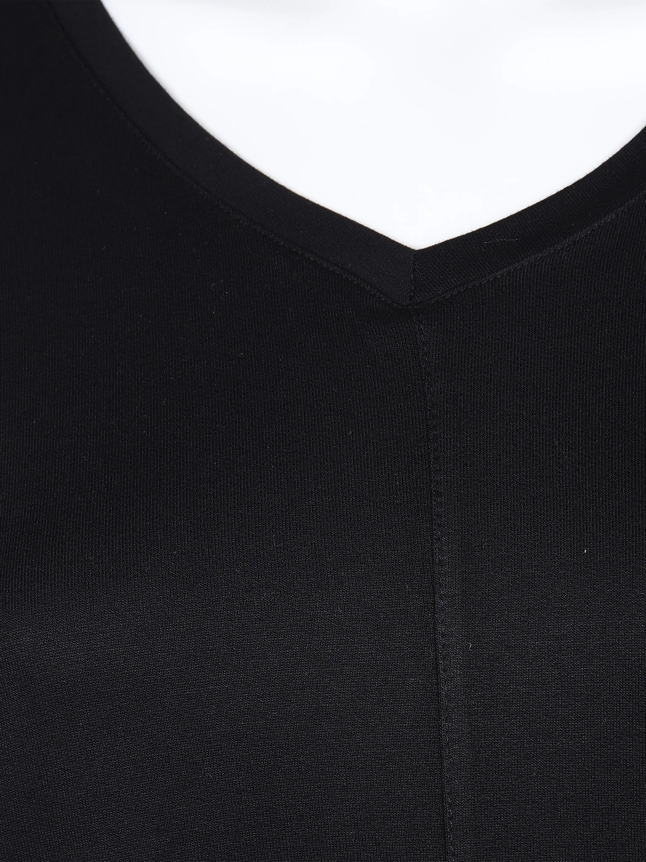 Lisa Tossa Da-T-Shirt m. V-Ausschnitt Schwarz 866116 SCHWARZ 3 Lisa Tossa Da-T-Shirt m. V-Ausschnitt Schwarz 866116 SCHWARZ 3