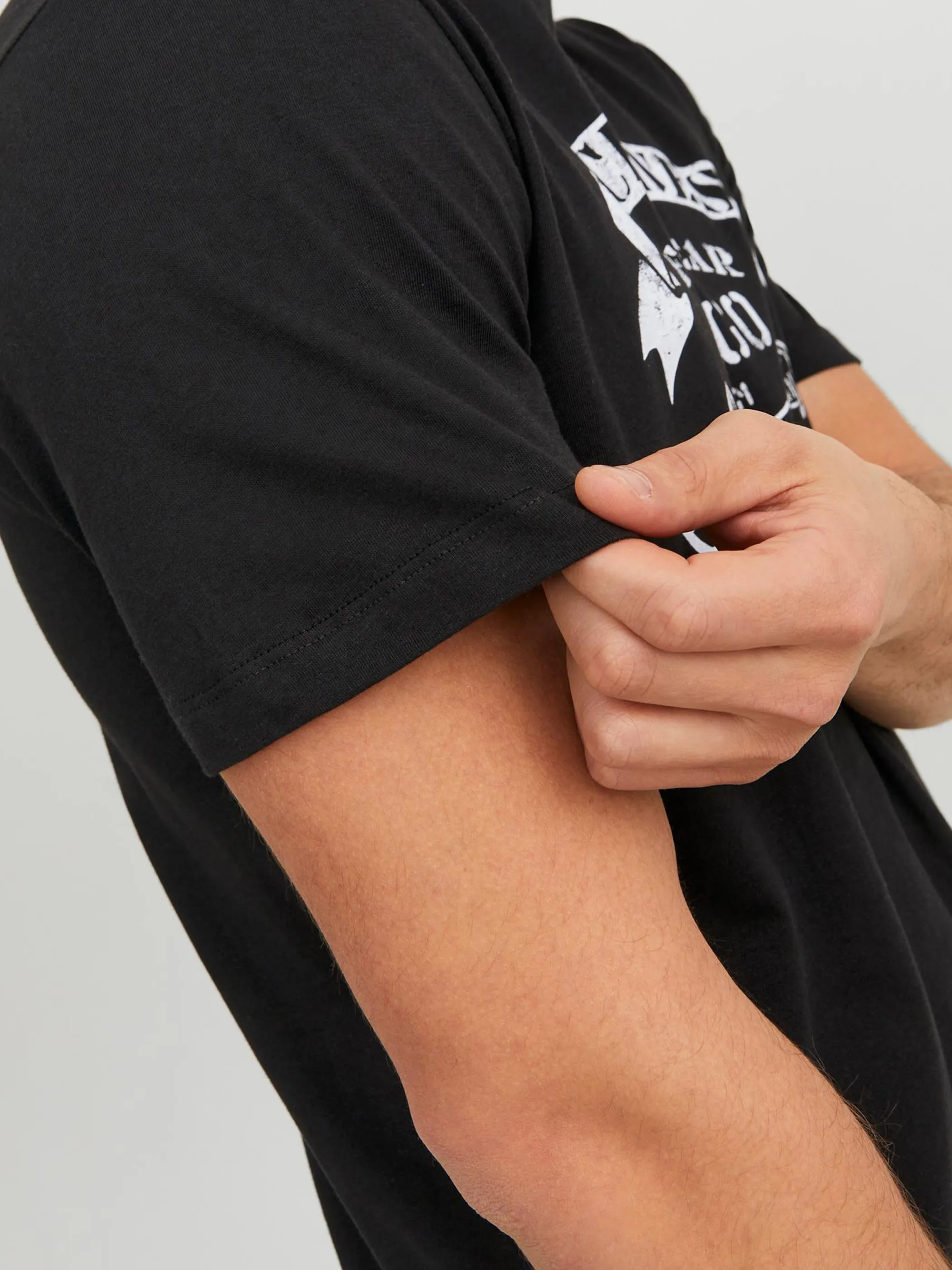 Jack Jones 12232972 JJEJEANS TEE SS O-NEC Schwarz 878878 178012 4 Jack Jones 12232972 JJEJEANS TEE SS O-NEC Schwarz 878878 178012 4