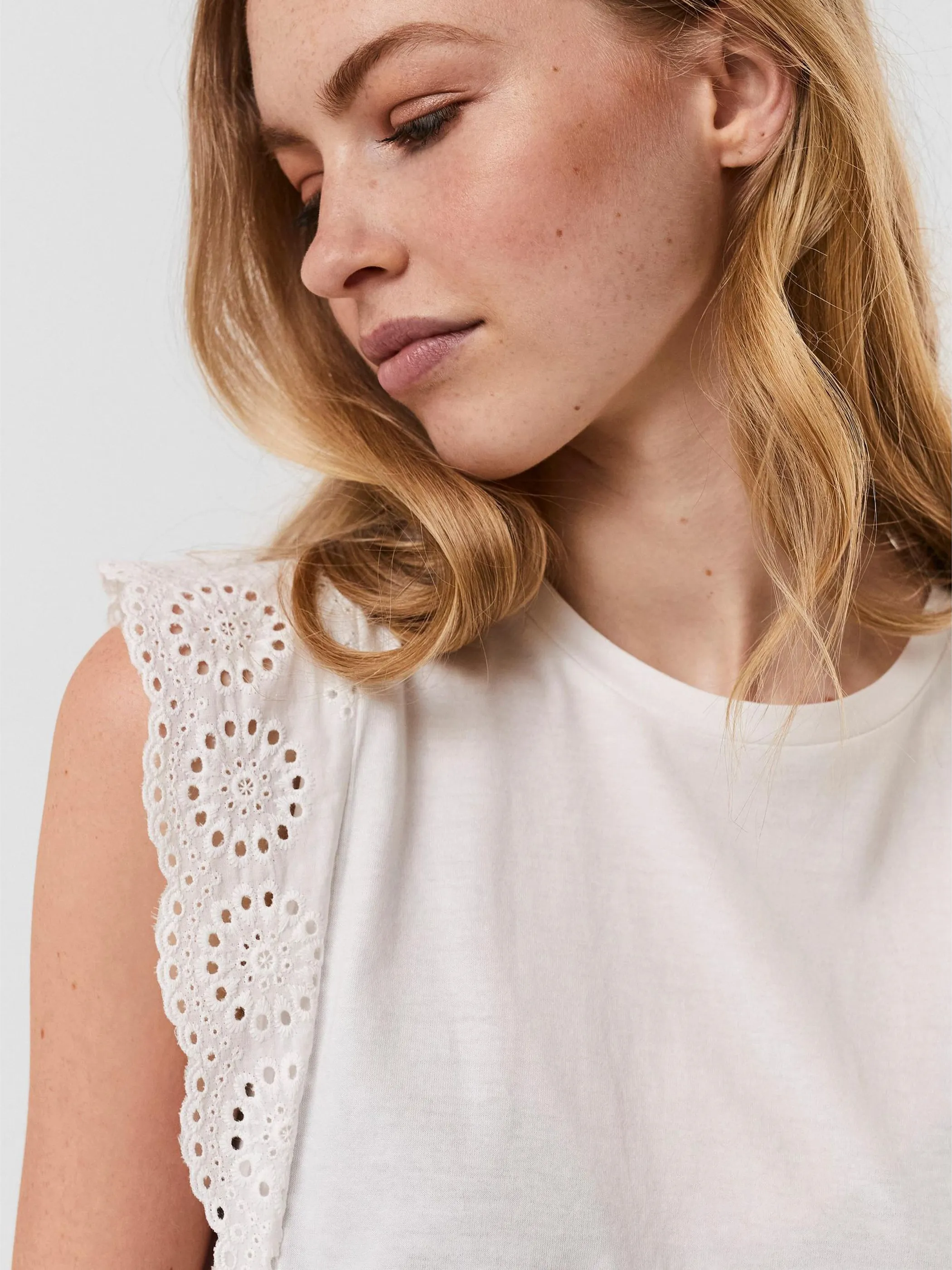 Vero Moda 10259908 VMHOLLYN SS TOP GA NO Weiß 859968 175598 2 Vero Moda 10259908 VMHOLLYN SS TOP GA NO Weiß 859968 175598 2